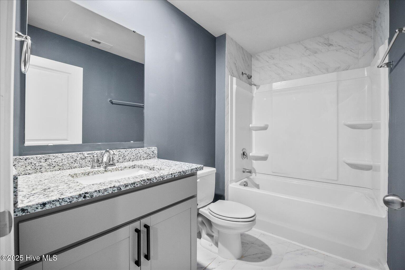 1618 Raptor Terrace NE