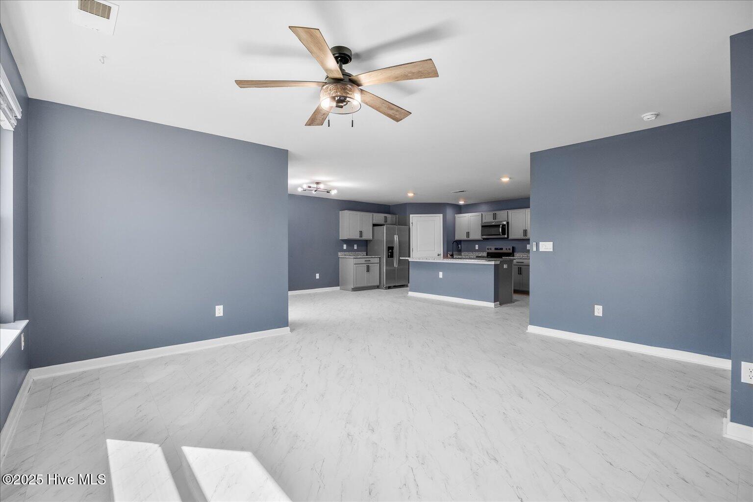 1618 Raptor Terrace NE