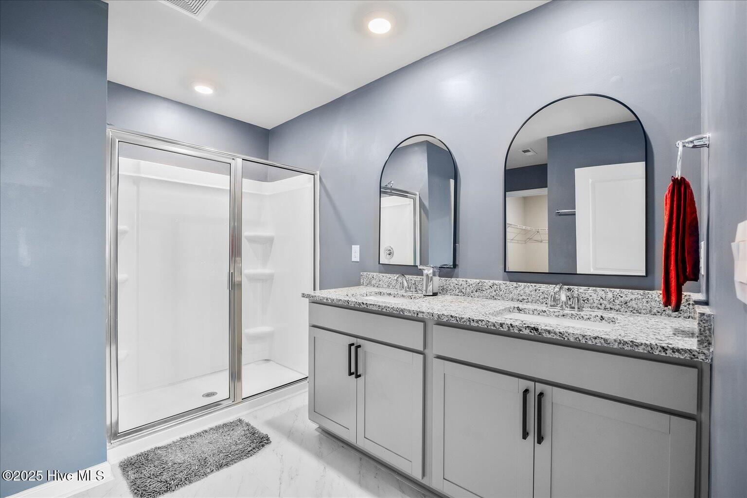 1618 Raptor Terrace NE