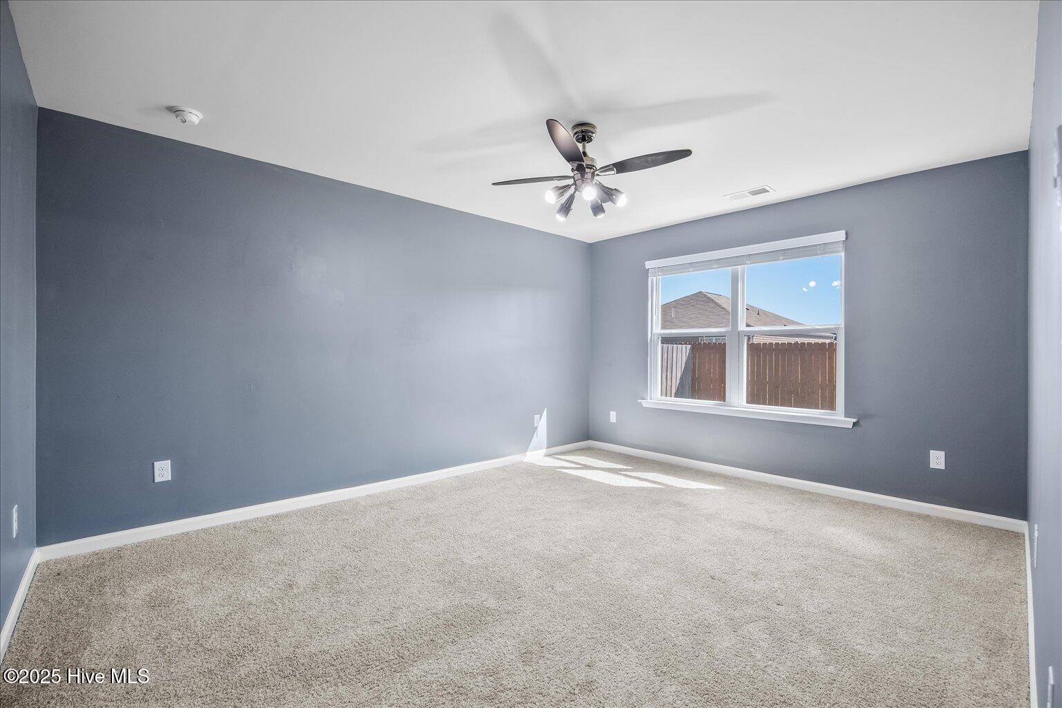 1618 Raptor Terrace NE