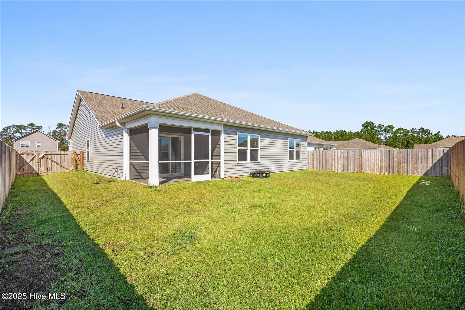 1618 Raptor Terrace NE