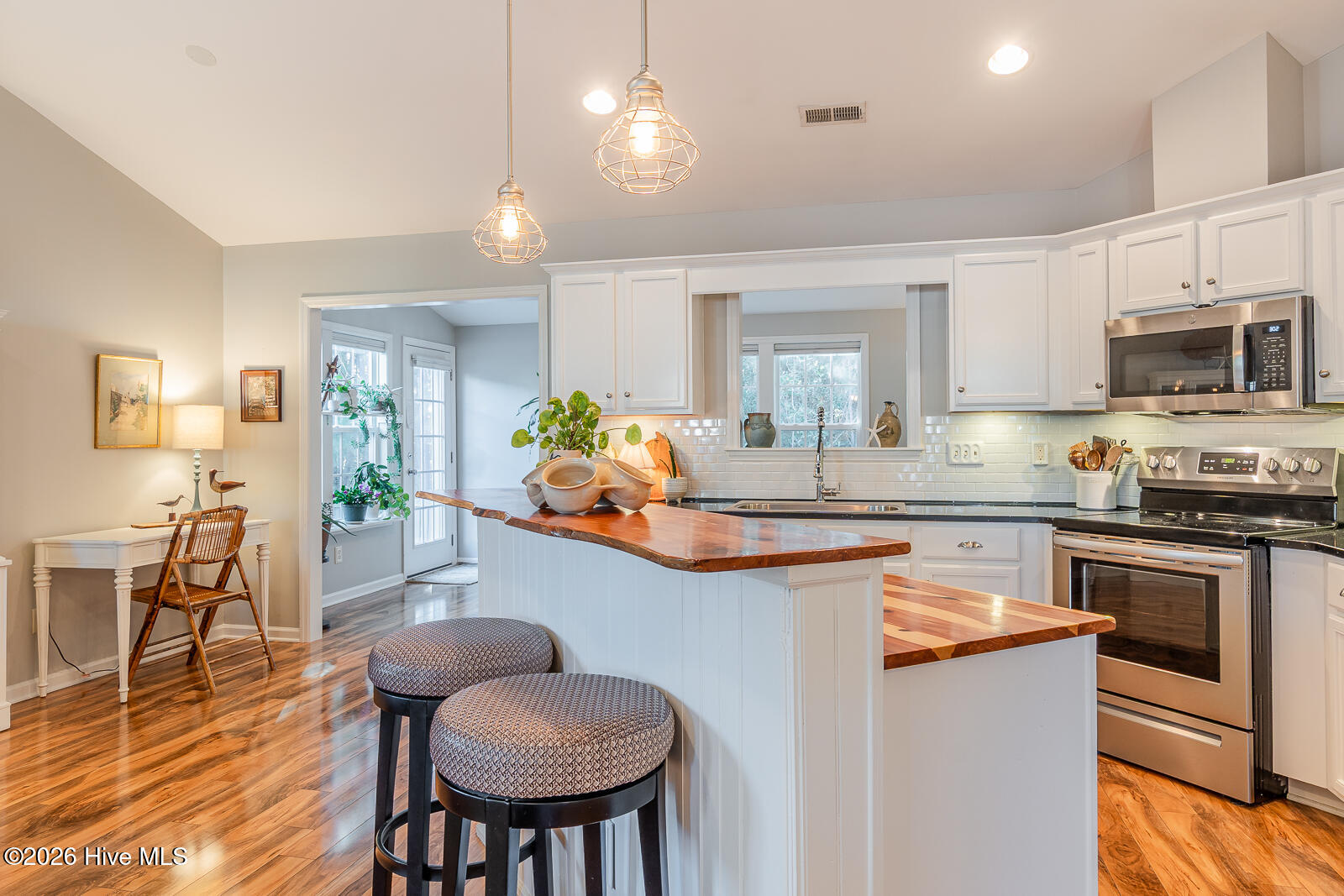 324 S Culverton Road