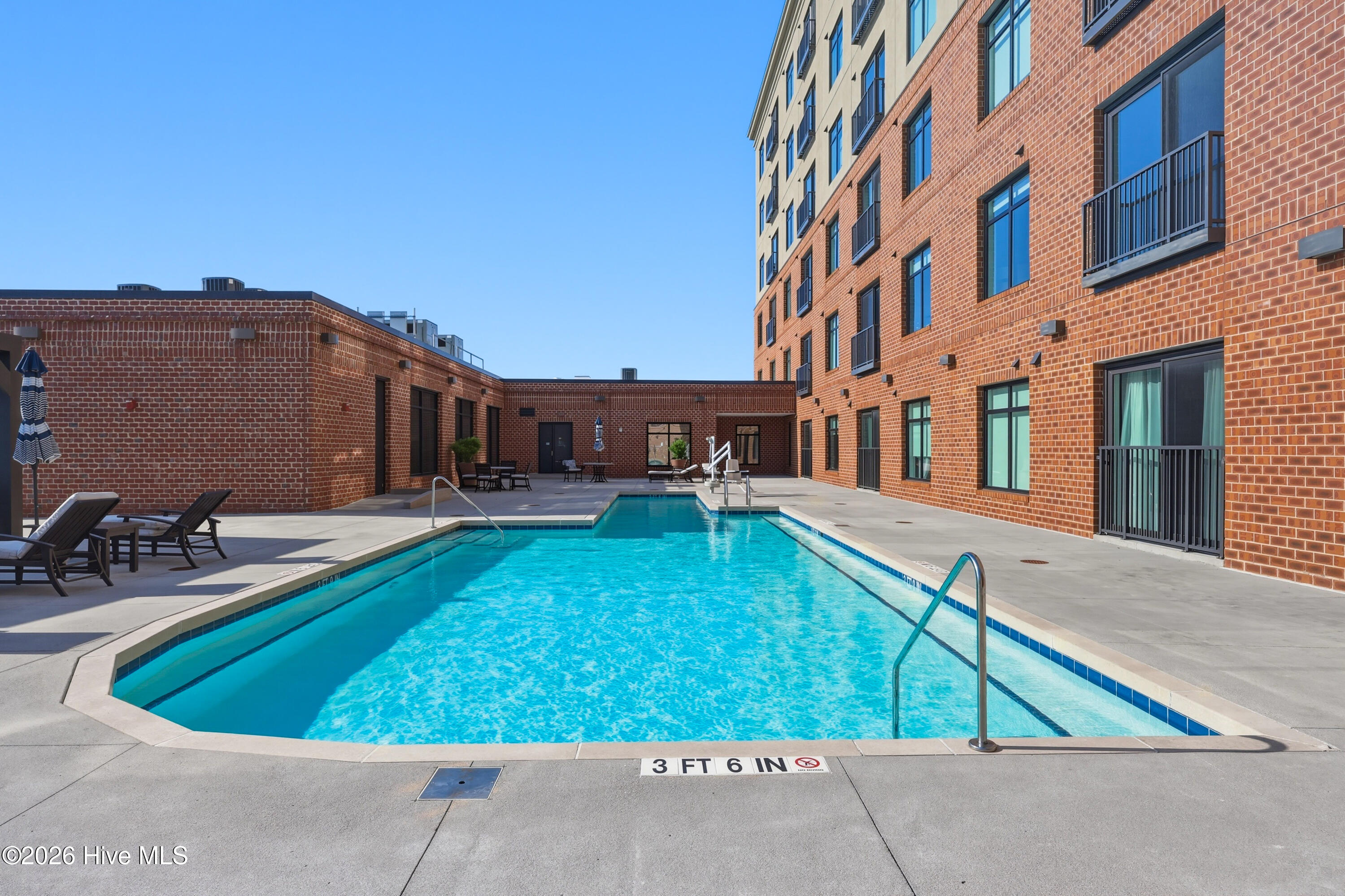 14 Grace Street Apt 909