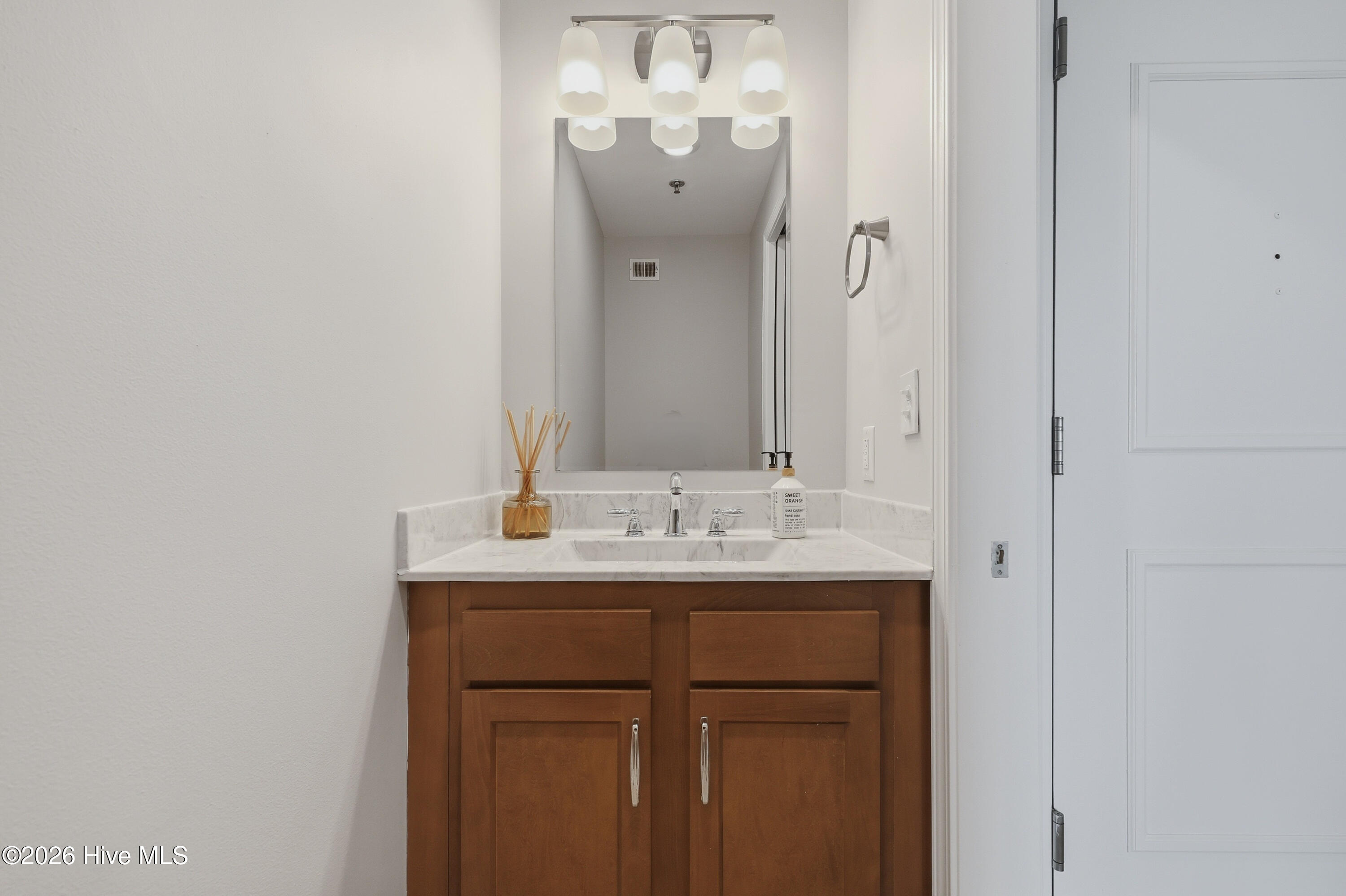 14 Grace Street Apt 909