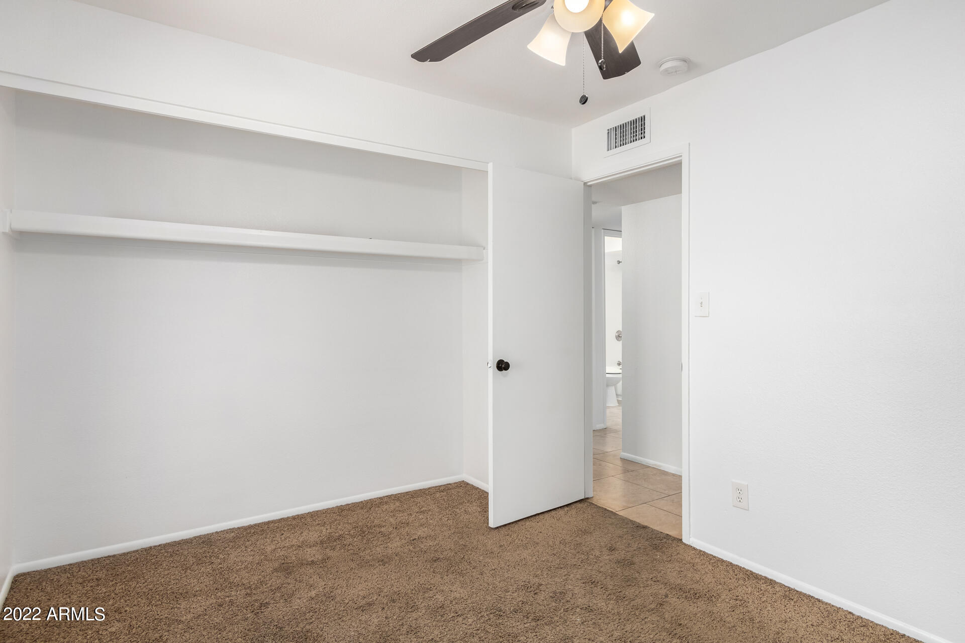 5514 W BARBARA Avenue