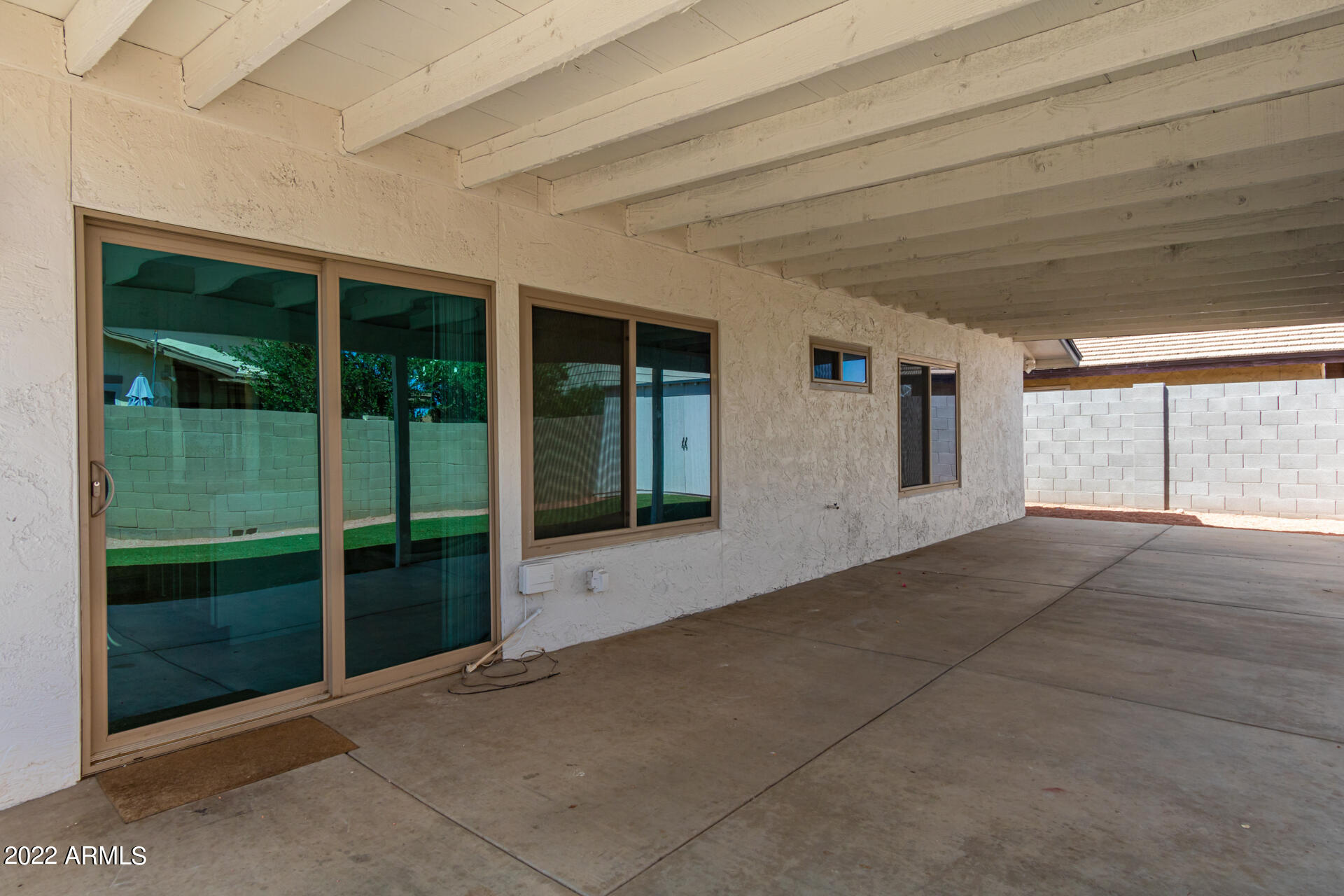 5514 W BARBARA Avenue