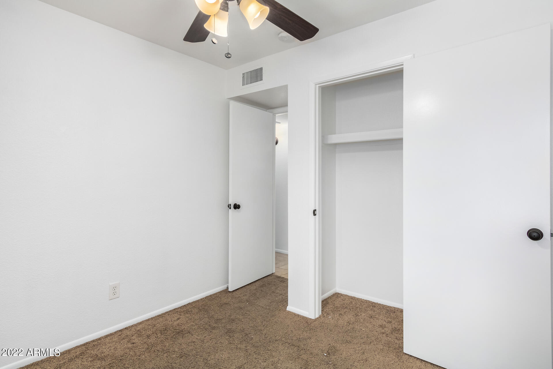 5514 W BARBARA Avenue