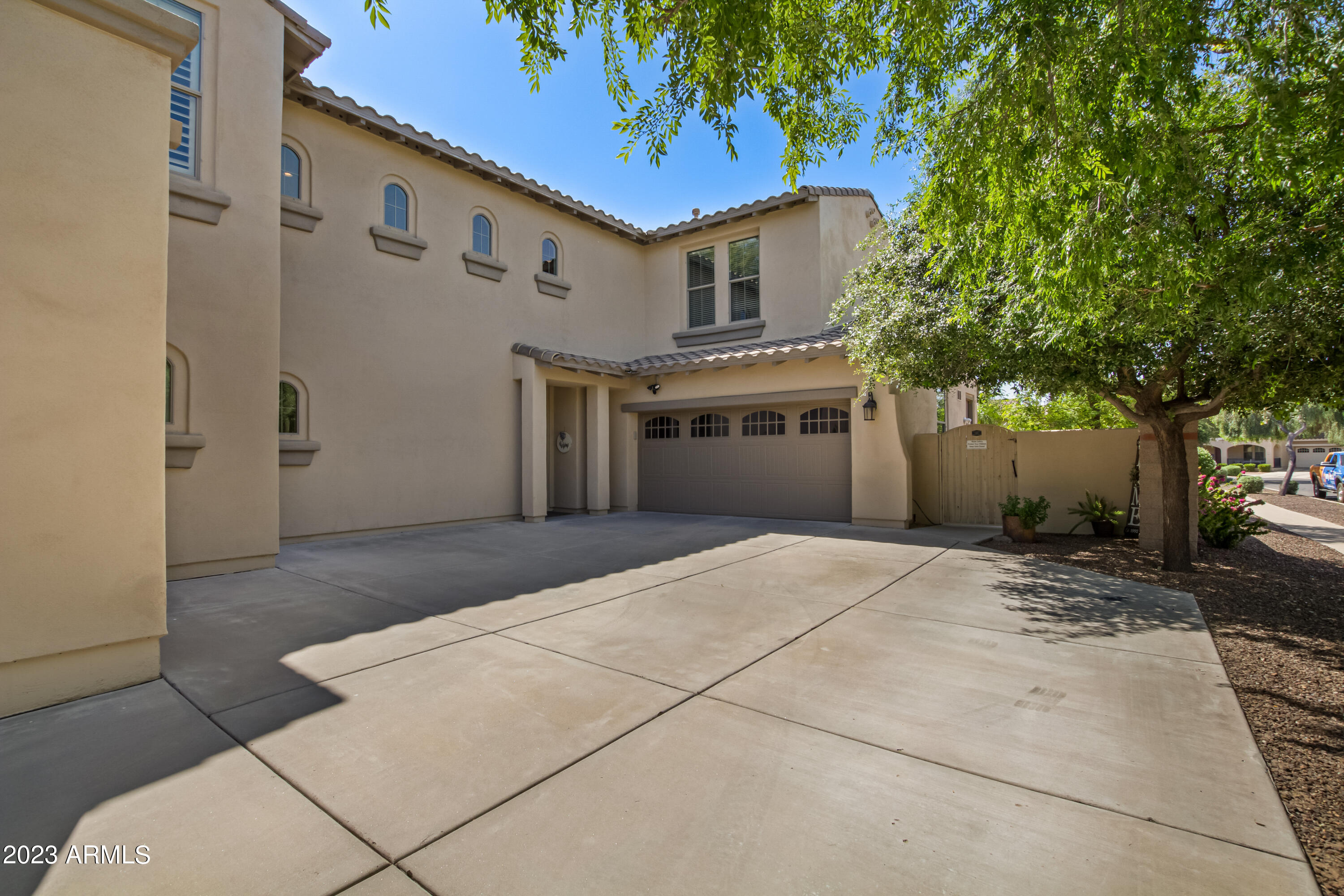 15437 W ALEXANDRIA Way