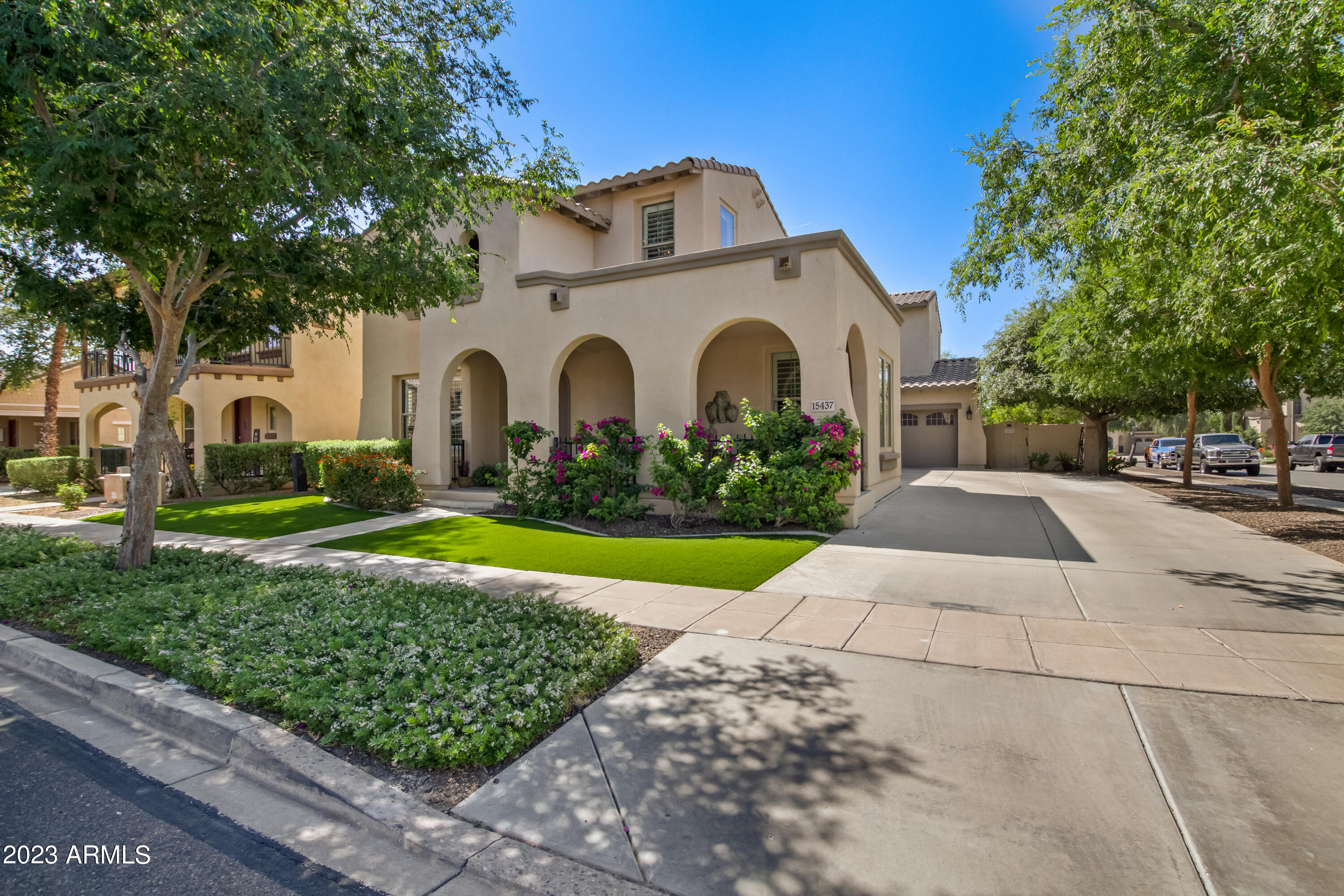 15437 W ALEXANDRIA Way