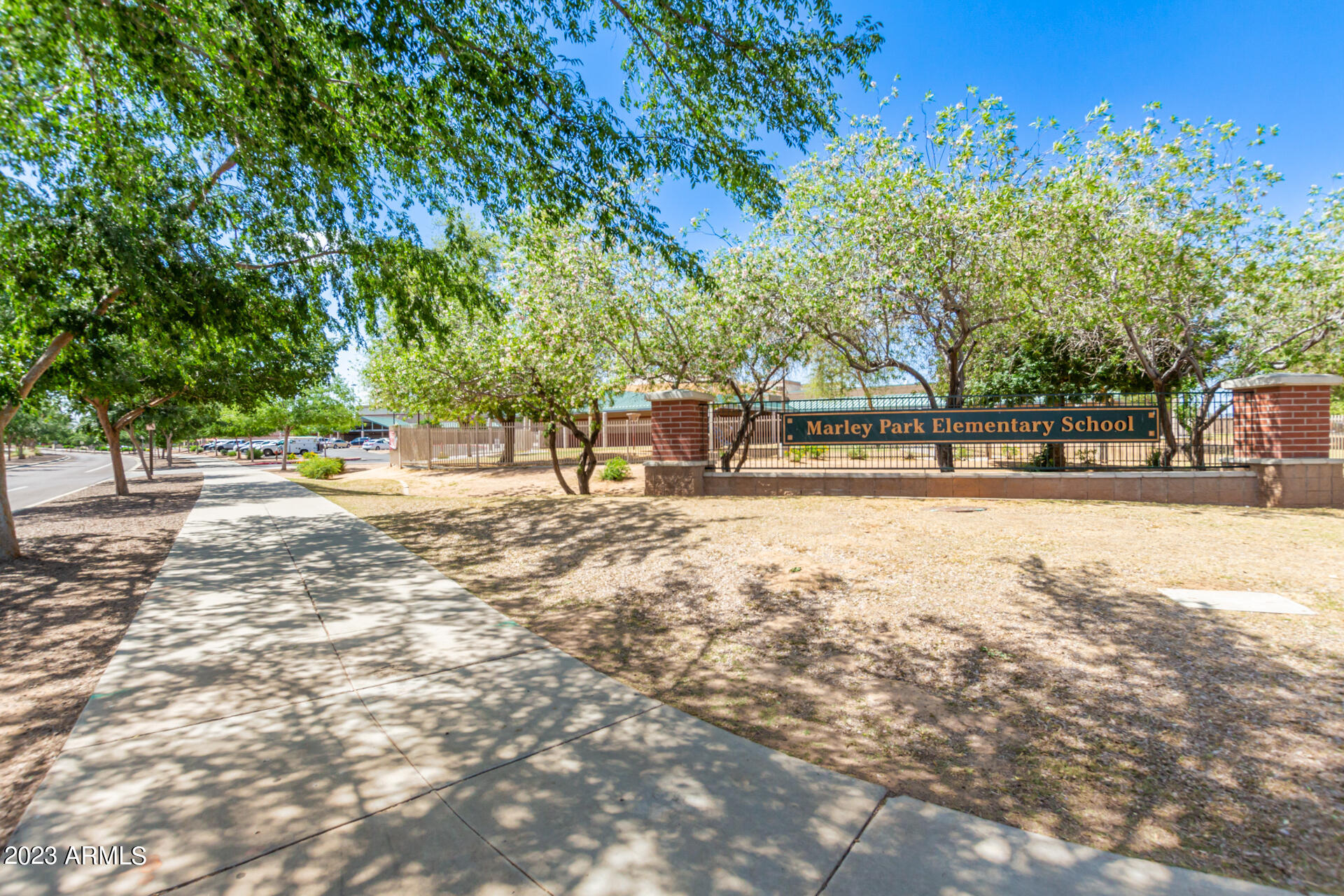 15437 W ALEXANDRIA Way