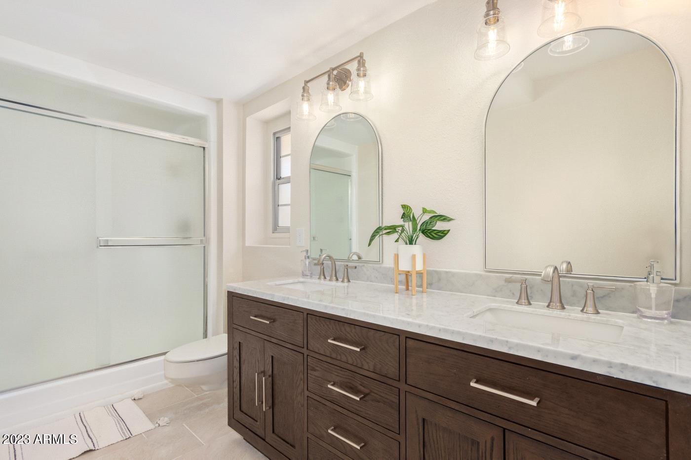 12439 W BANYAN Drive