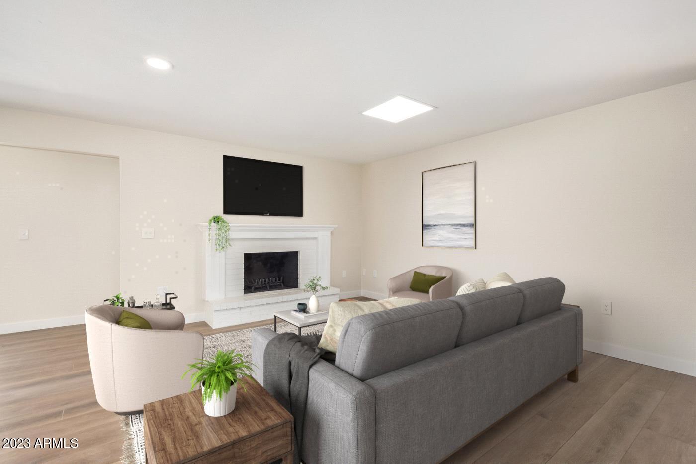 12439 W BANYAN Drive