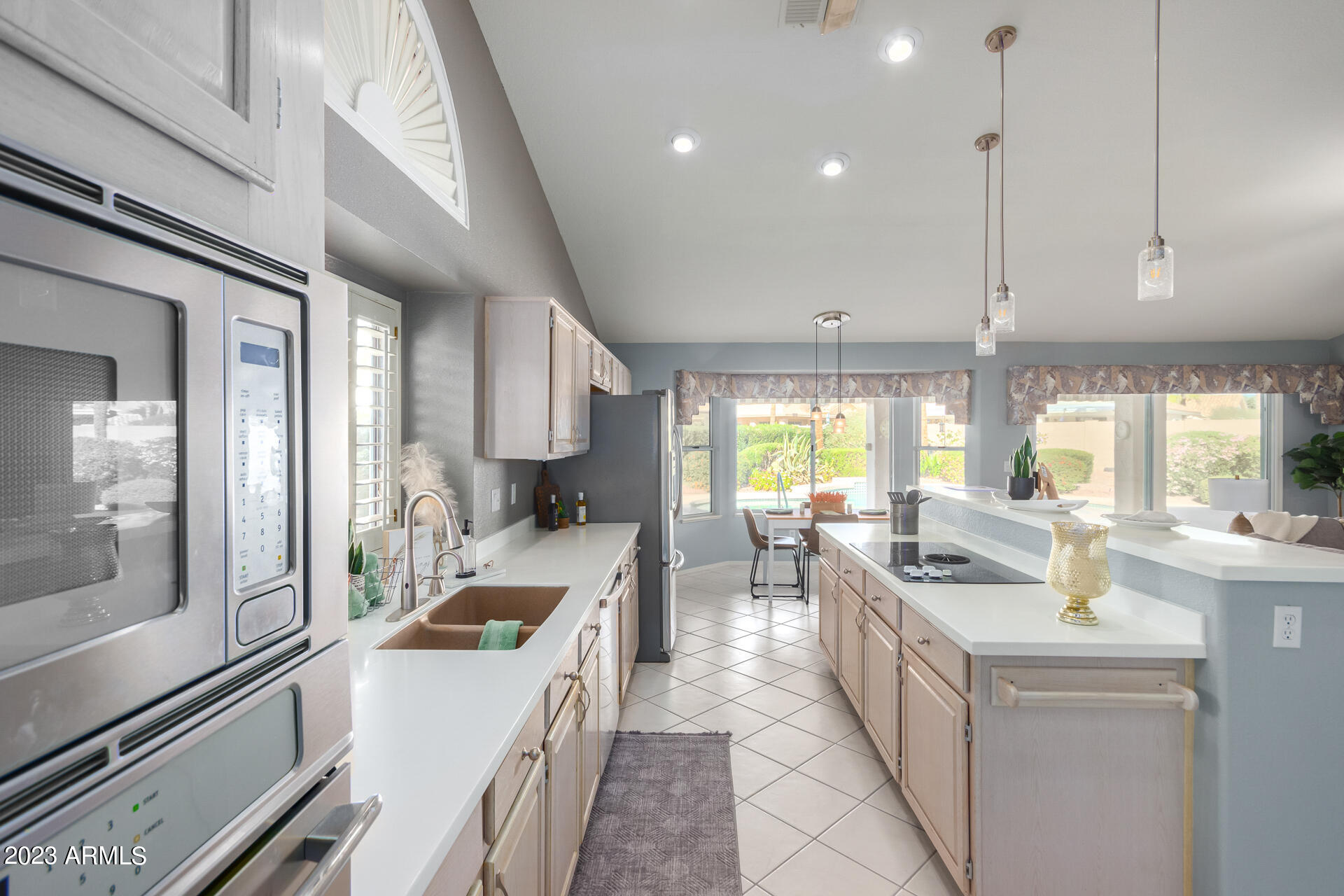 14648 W WHISPERING WIND Trail