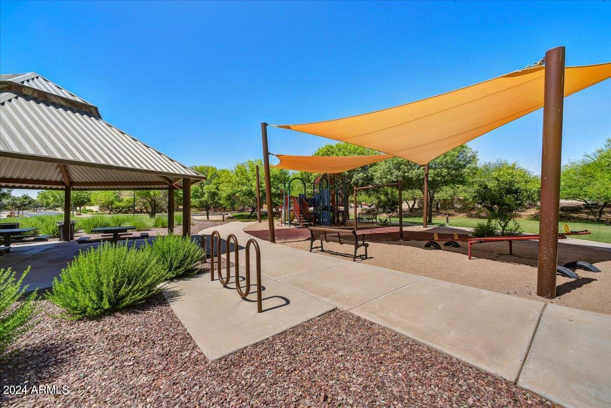 14258 W CORRINE Drive