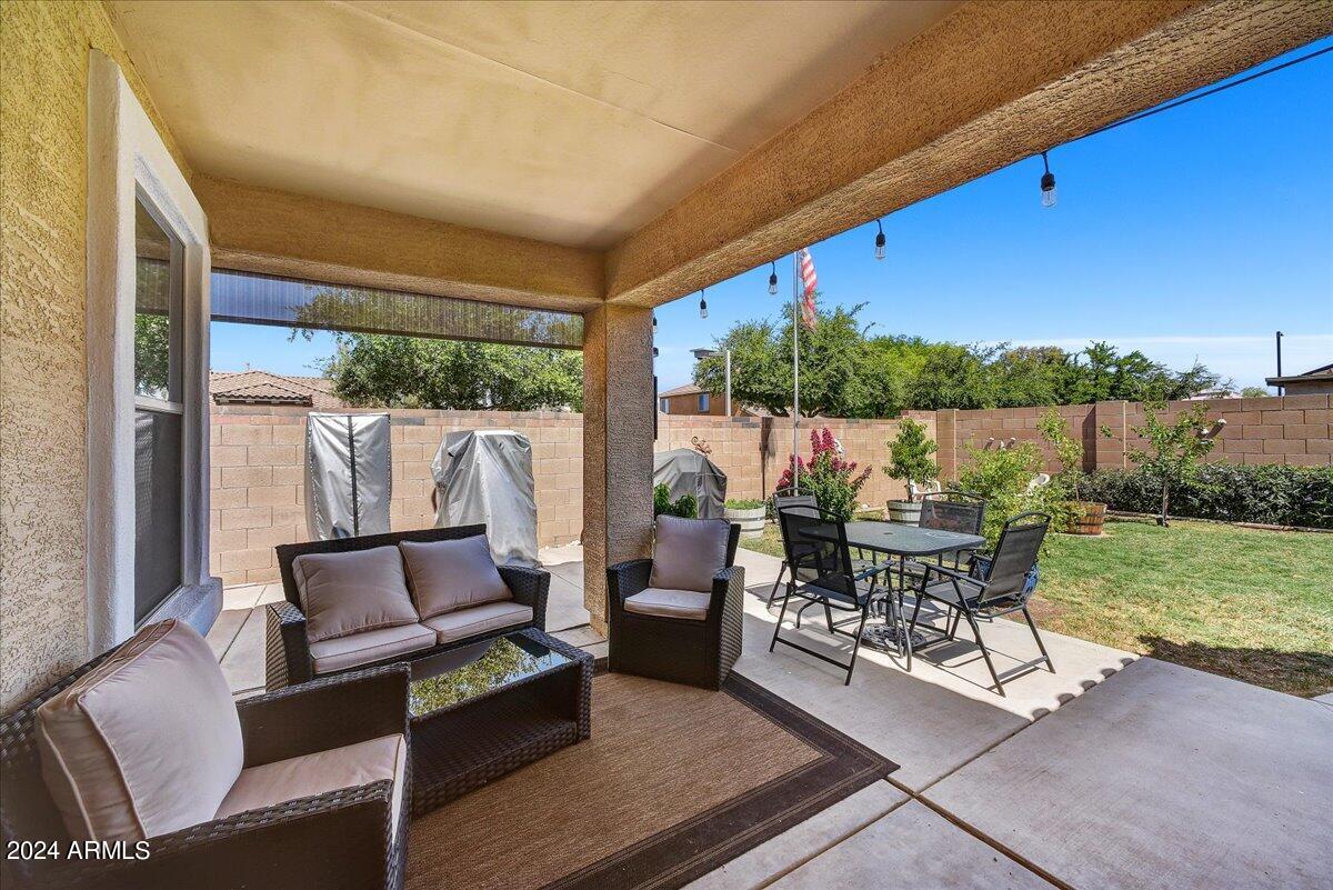 14258 W CORRINE Drive