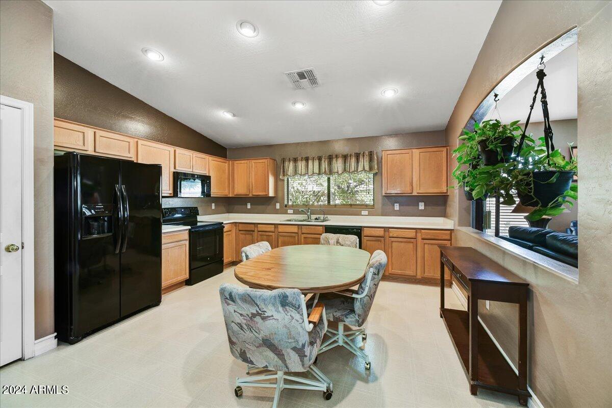 14258 W CORRINE Drive