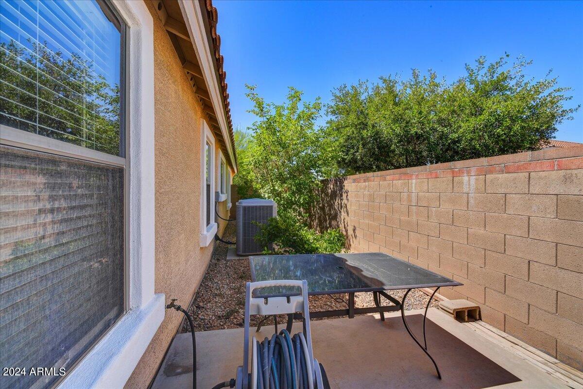 14258 W CORRINE Drive