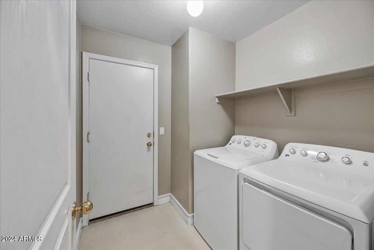 14258 W CORRINE Drive