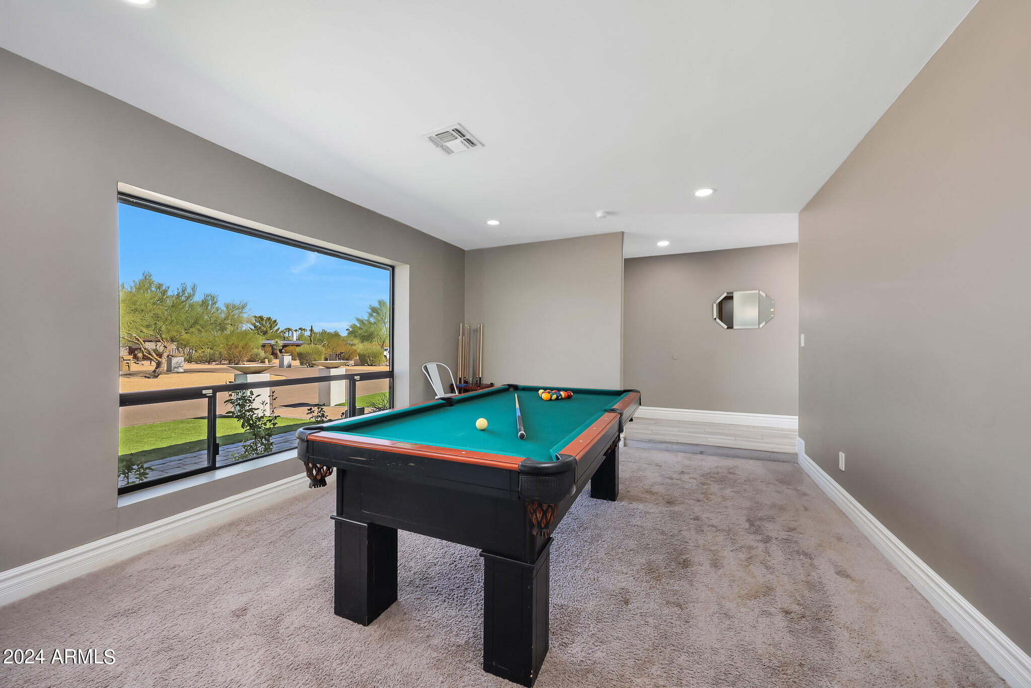 4001 E BERYL Lane
