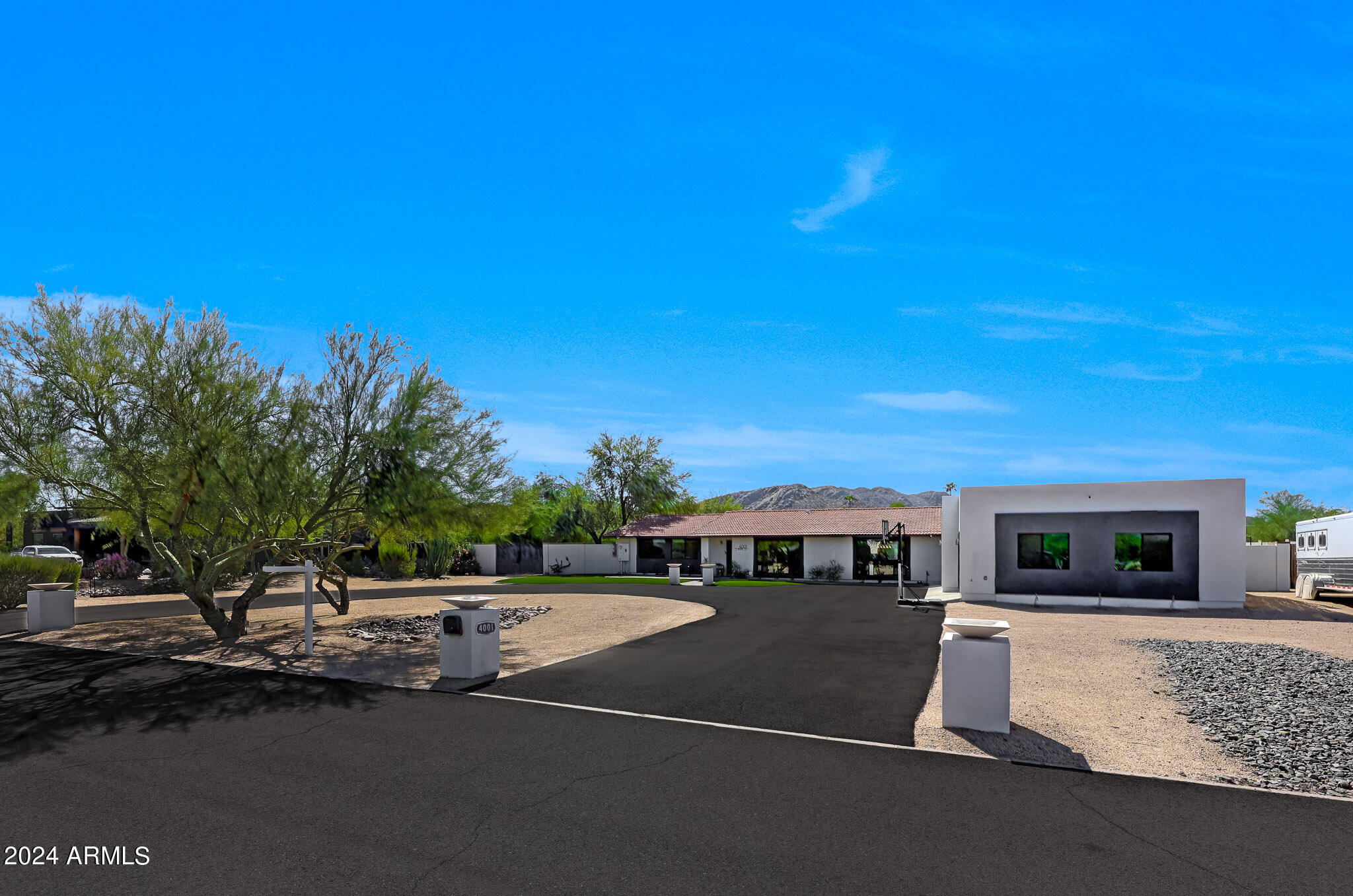 4001 E BERYL Lane