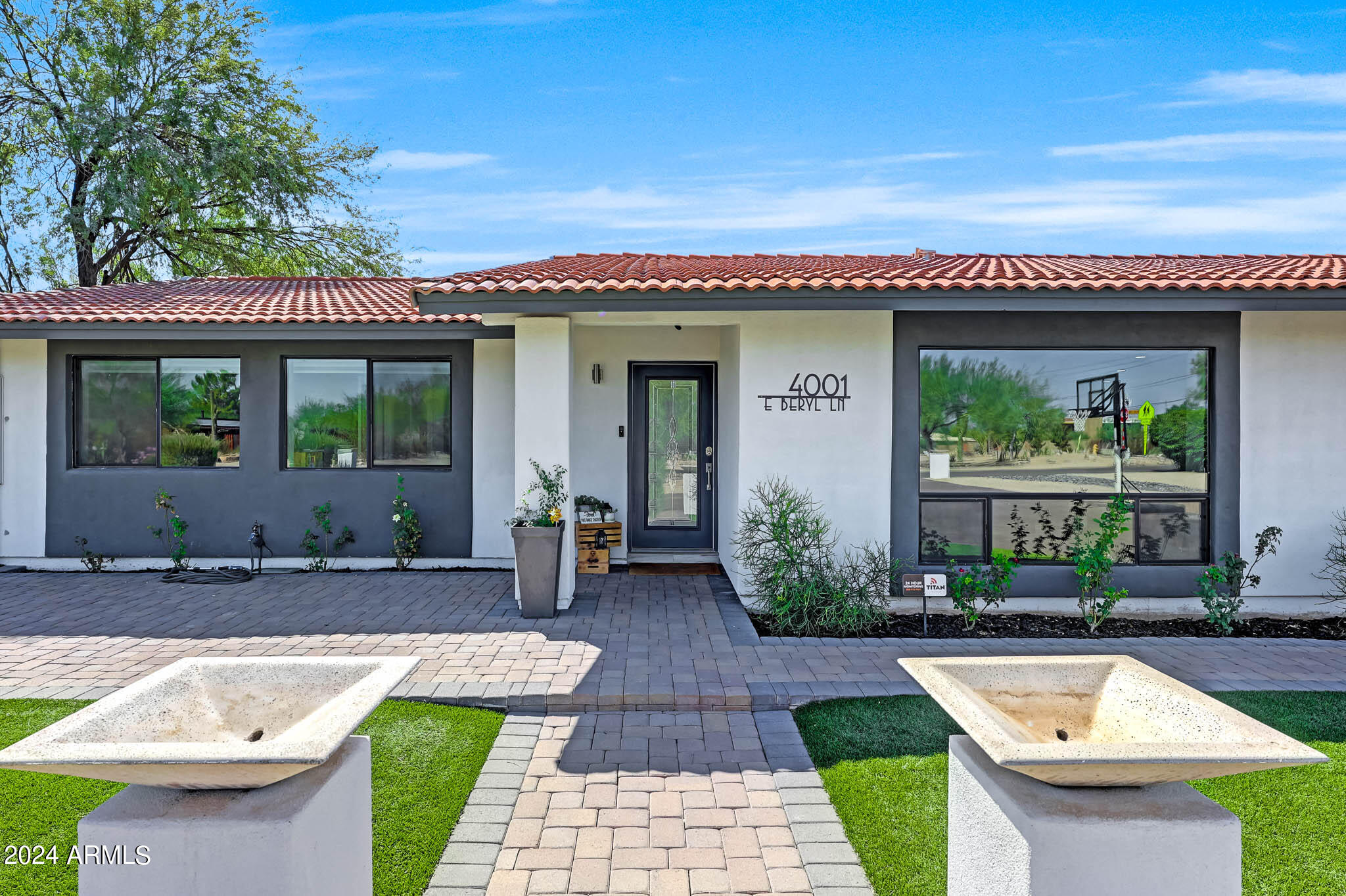 4001 E BERYL Lane
