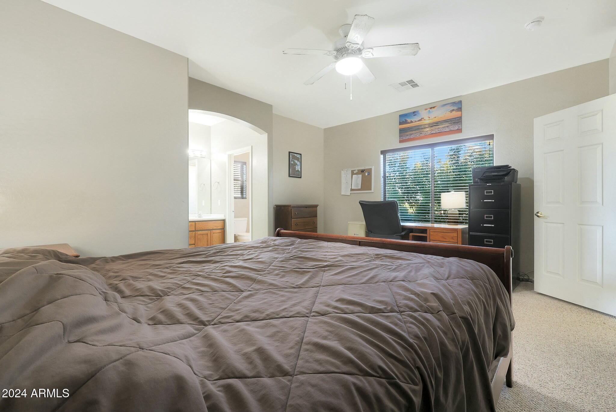 10516 S 271ST Avenue