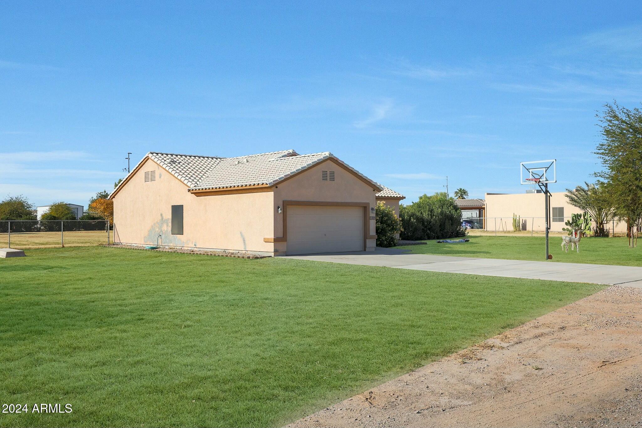 10516 S 271ST Avenue