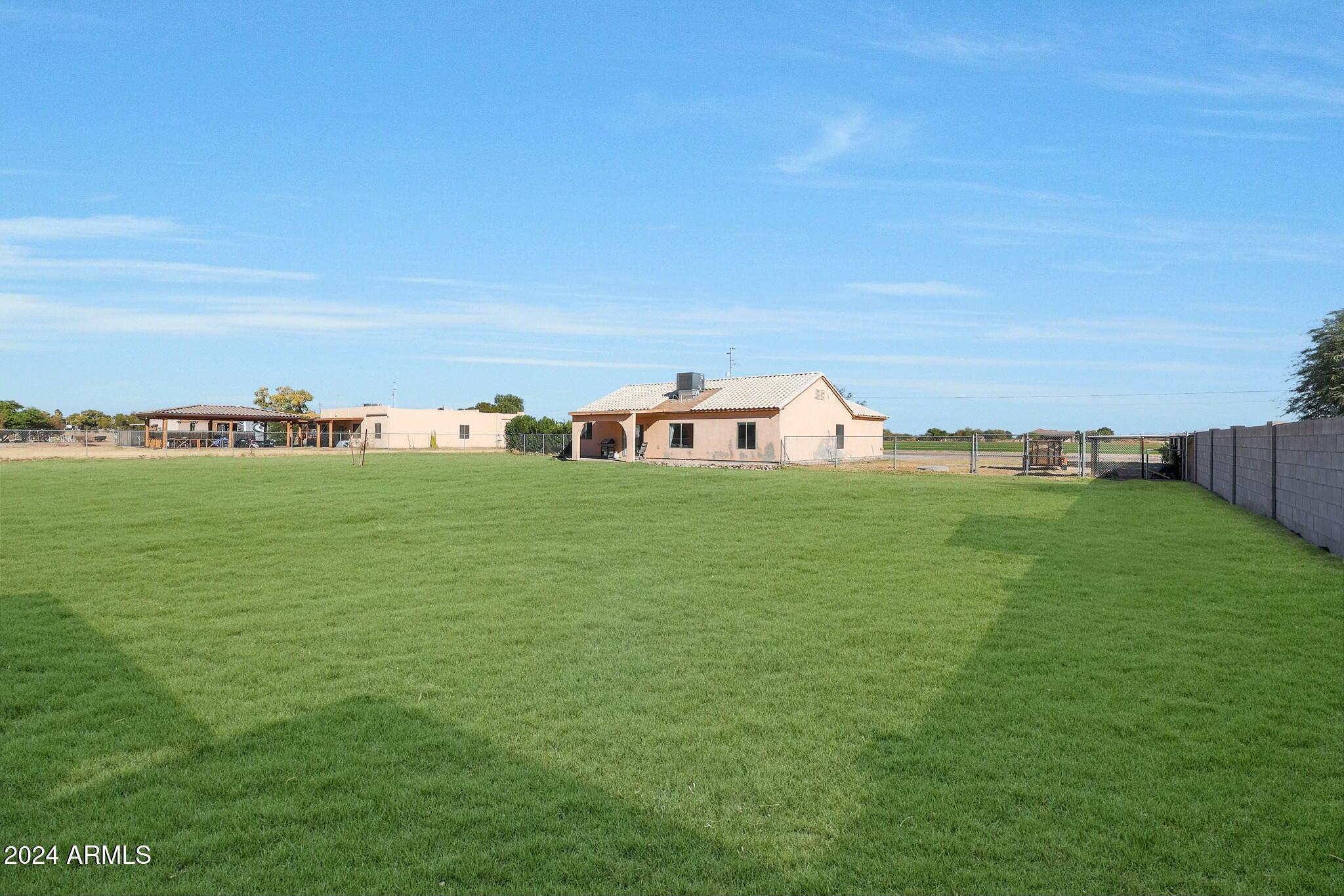 10516 S 271ST Avenue