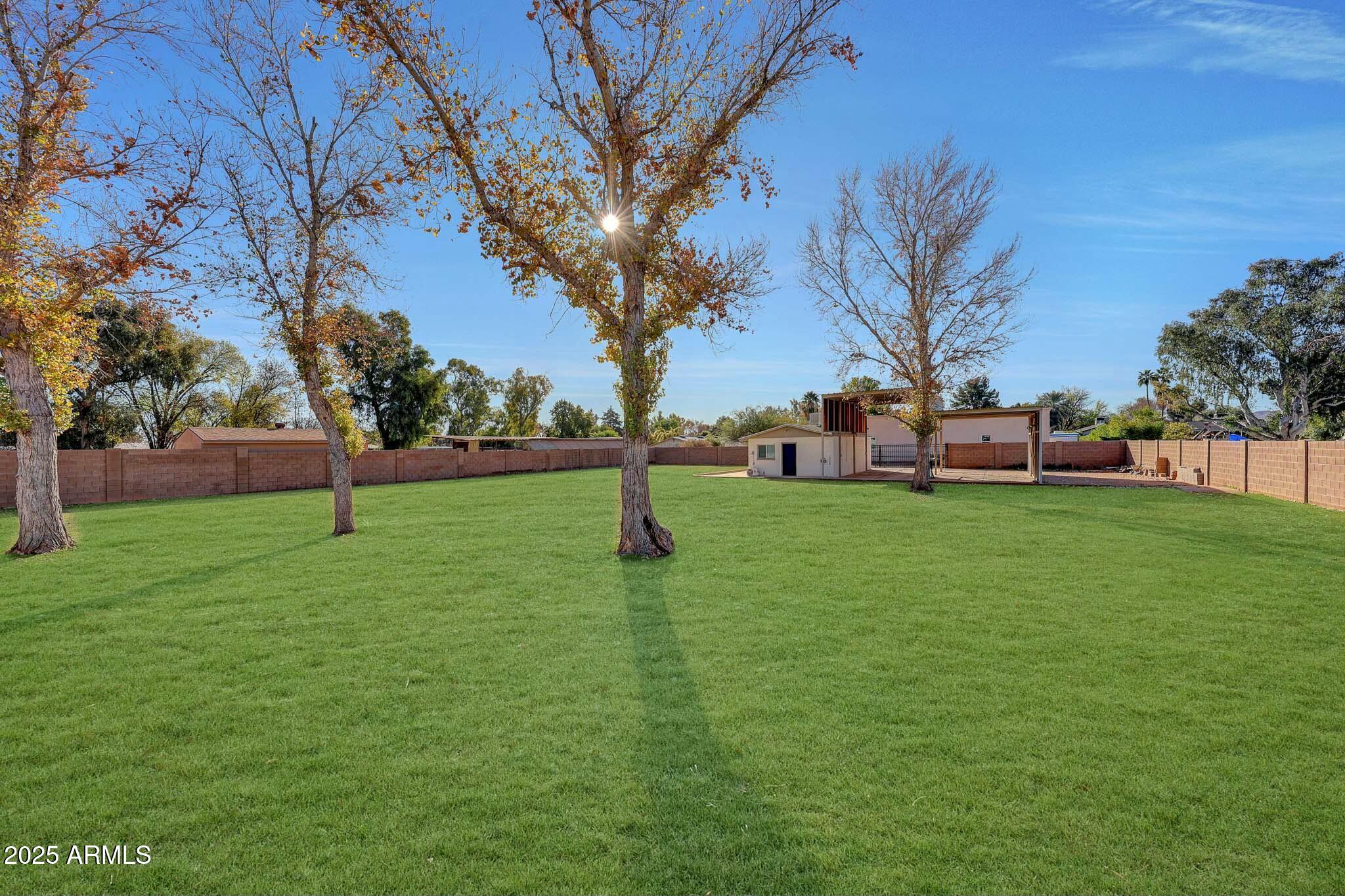 5301 E EMILE ZOLA Avenue