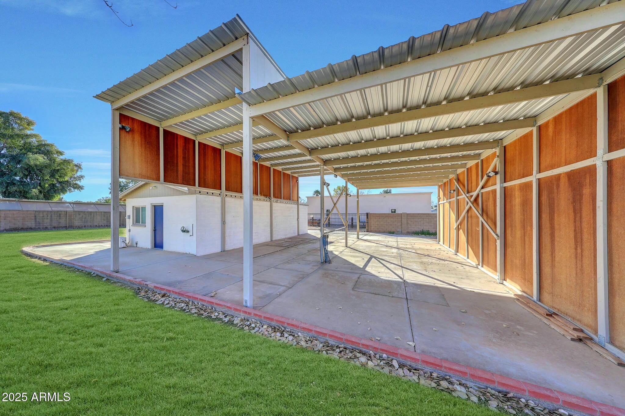 5301 E EMILE ZOLA Avenue