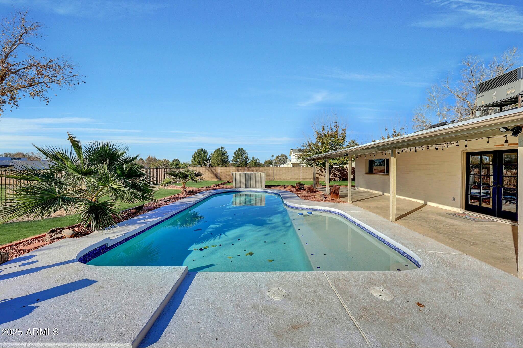 5301 E EMILE ZOLA Avenue
