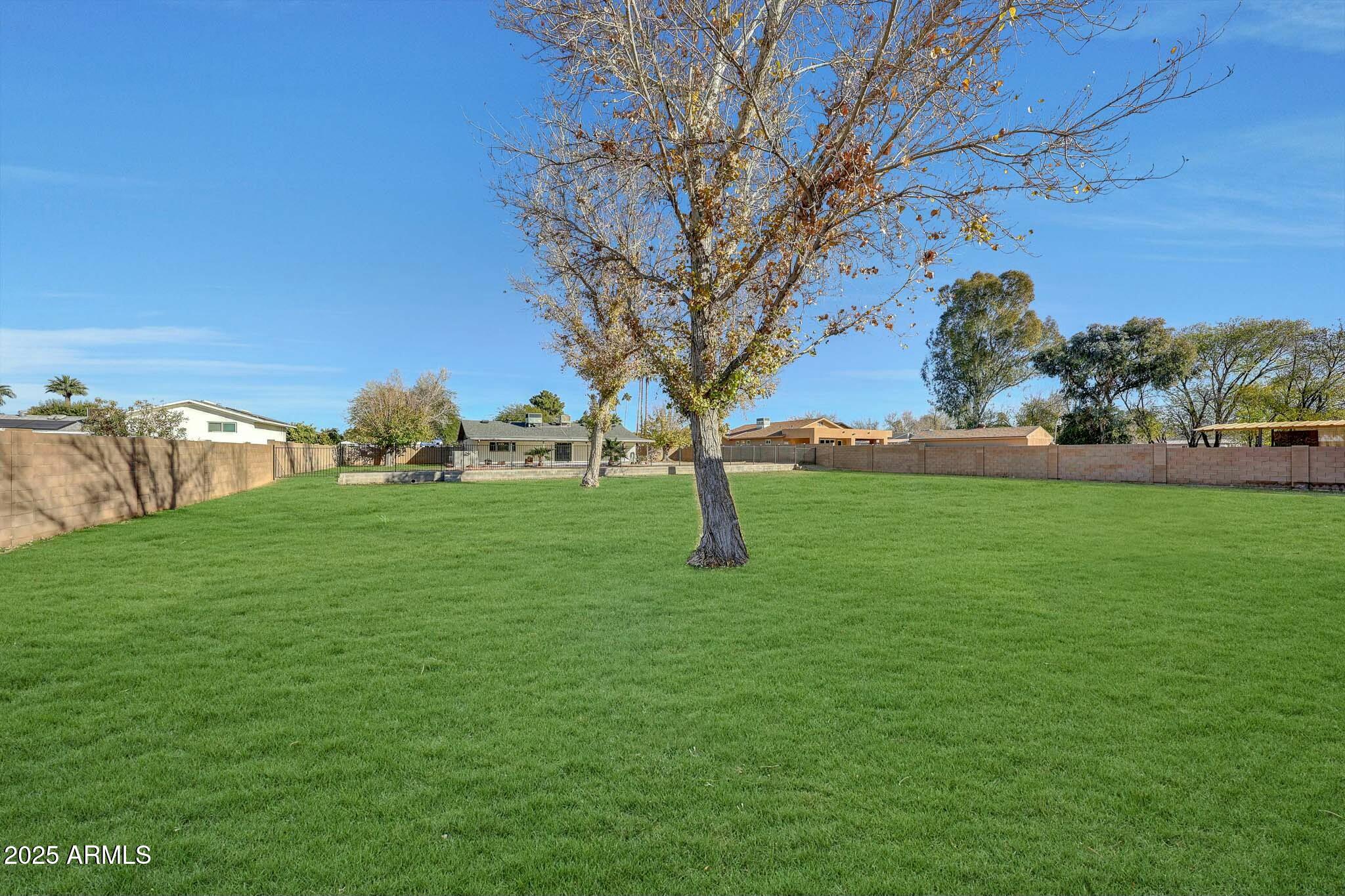 5301 E EMILE ZOLA Avenue