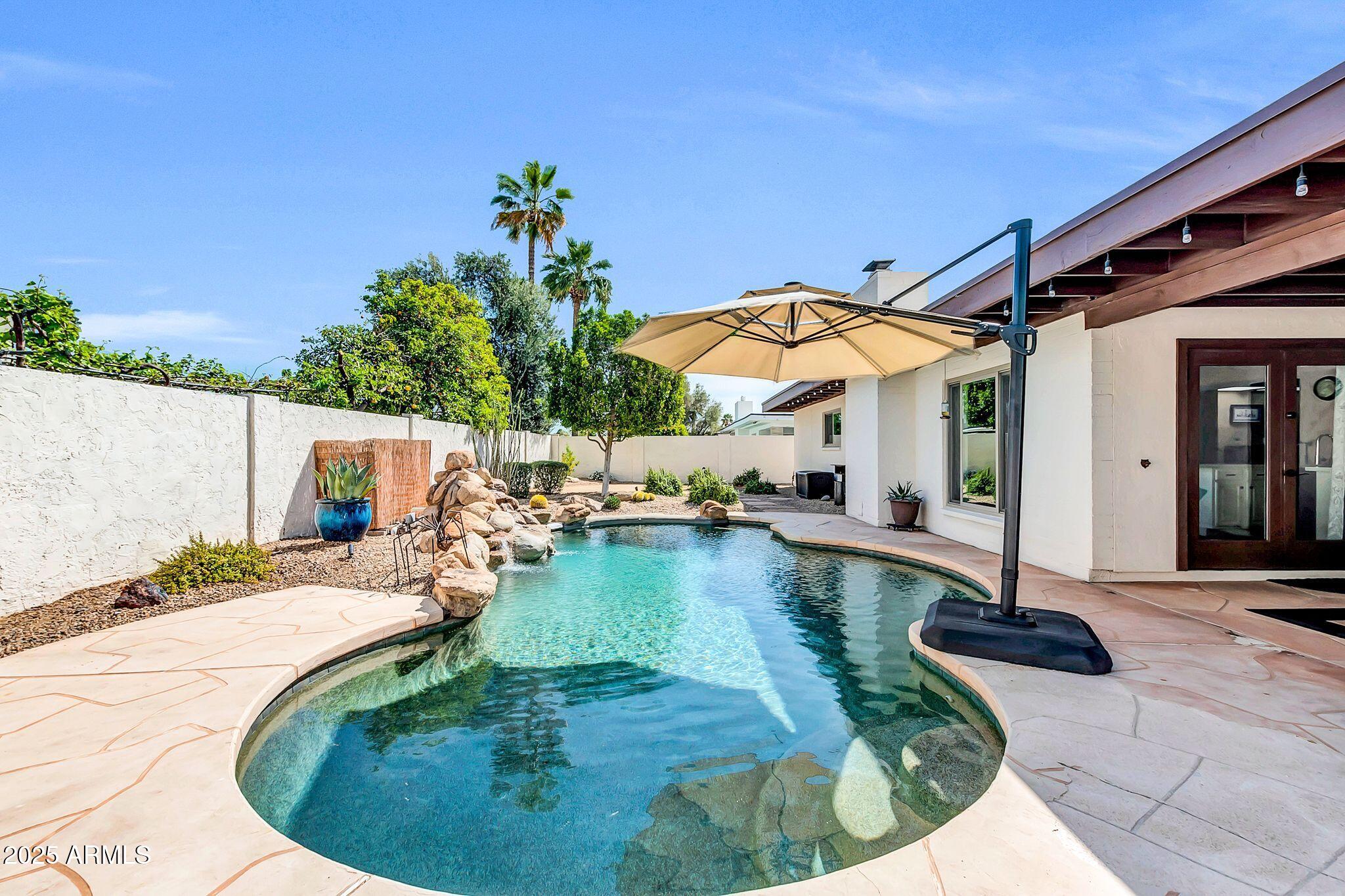 4008 E ALAN Lane