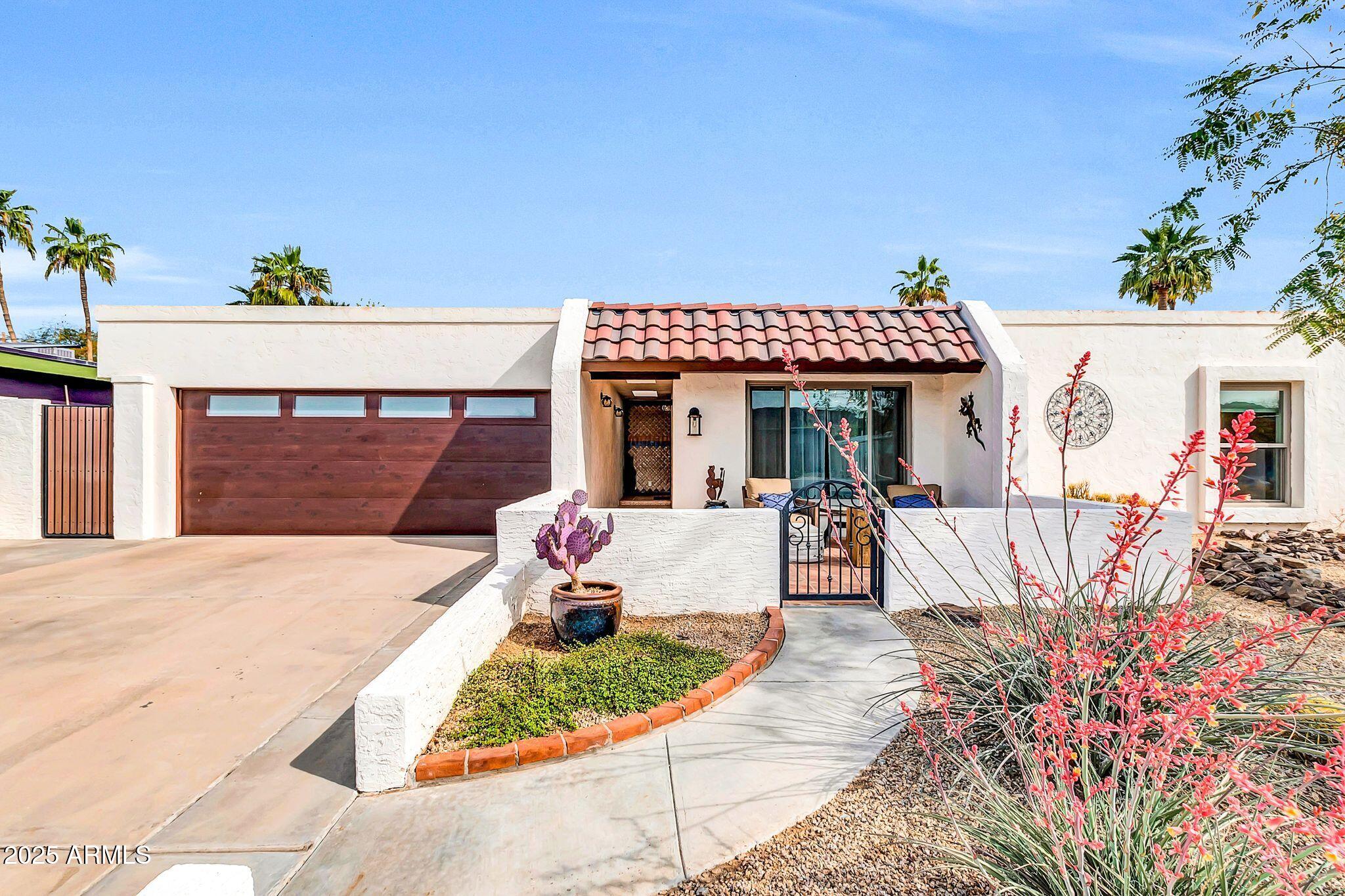 4008 E ALAN Lane