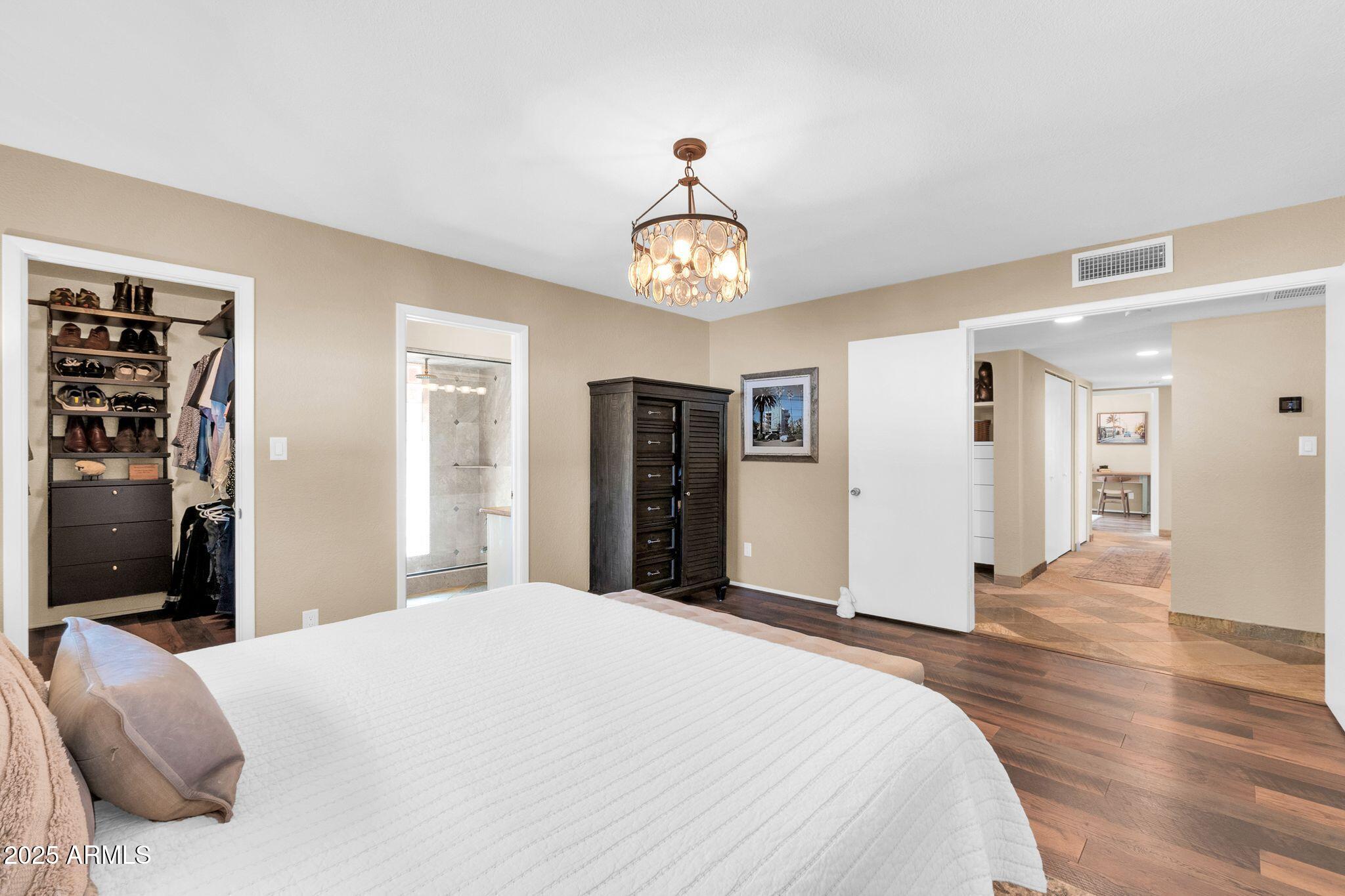 4008 E ALAN Lane