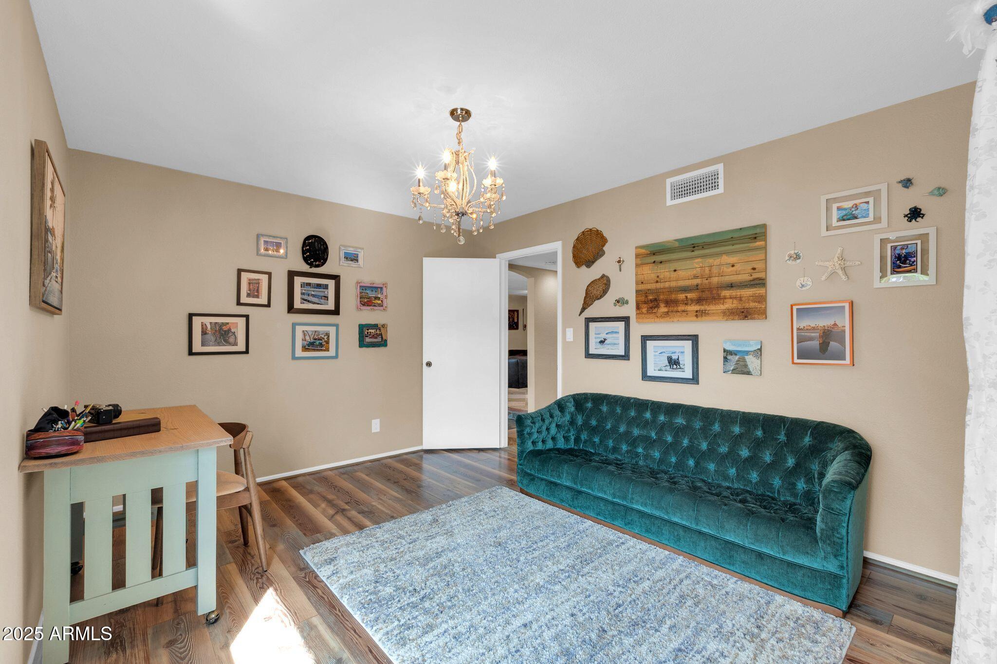 4008 E ALAN Lane