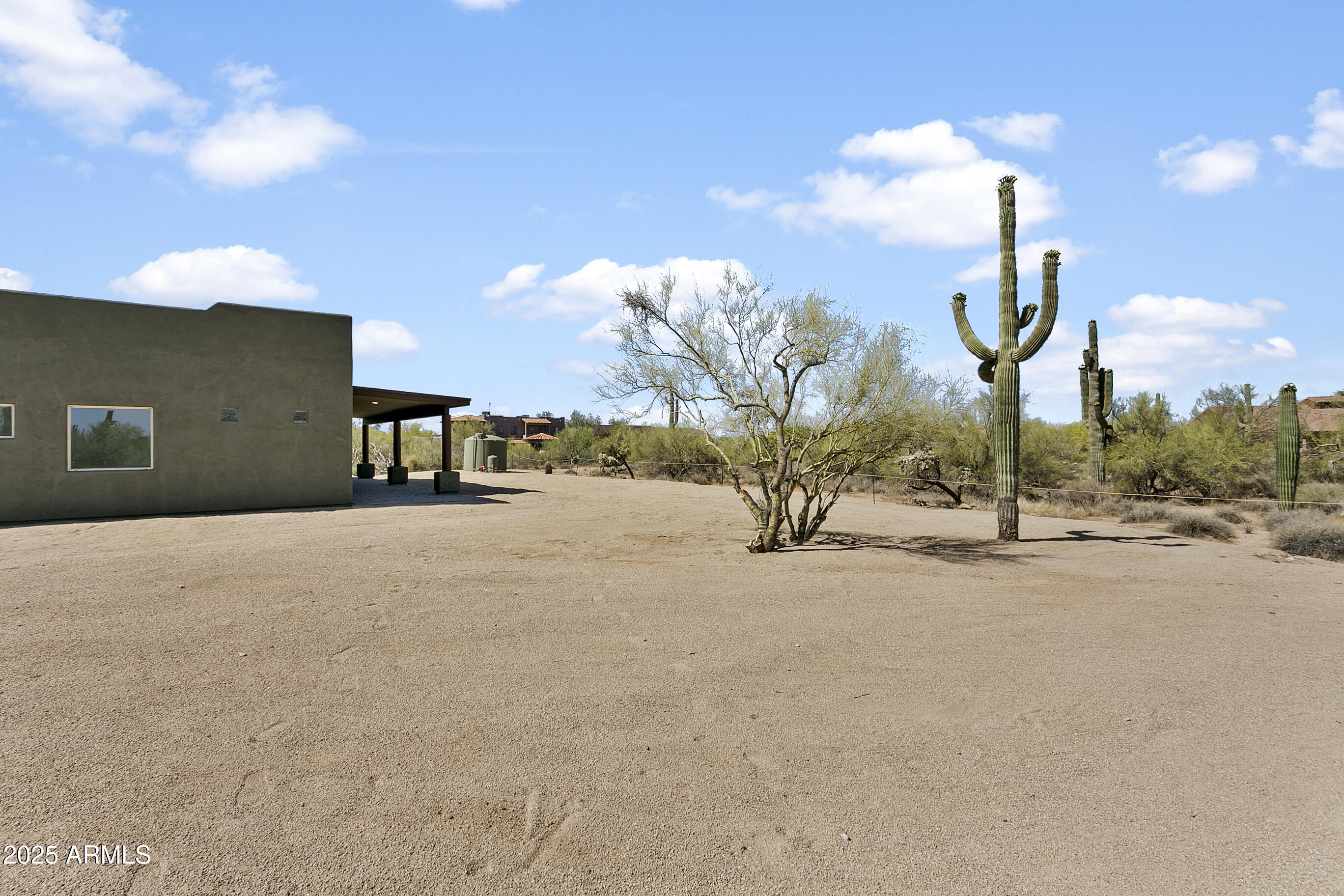 30920 N SUNRISE RANCH Road