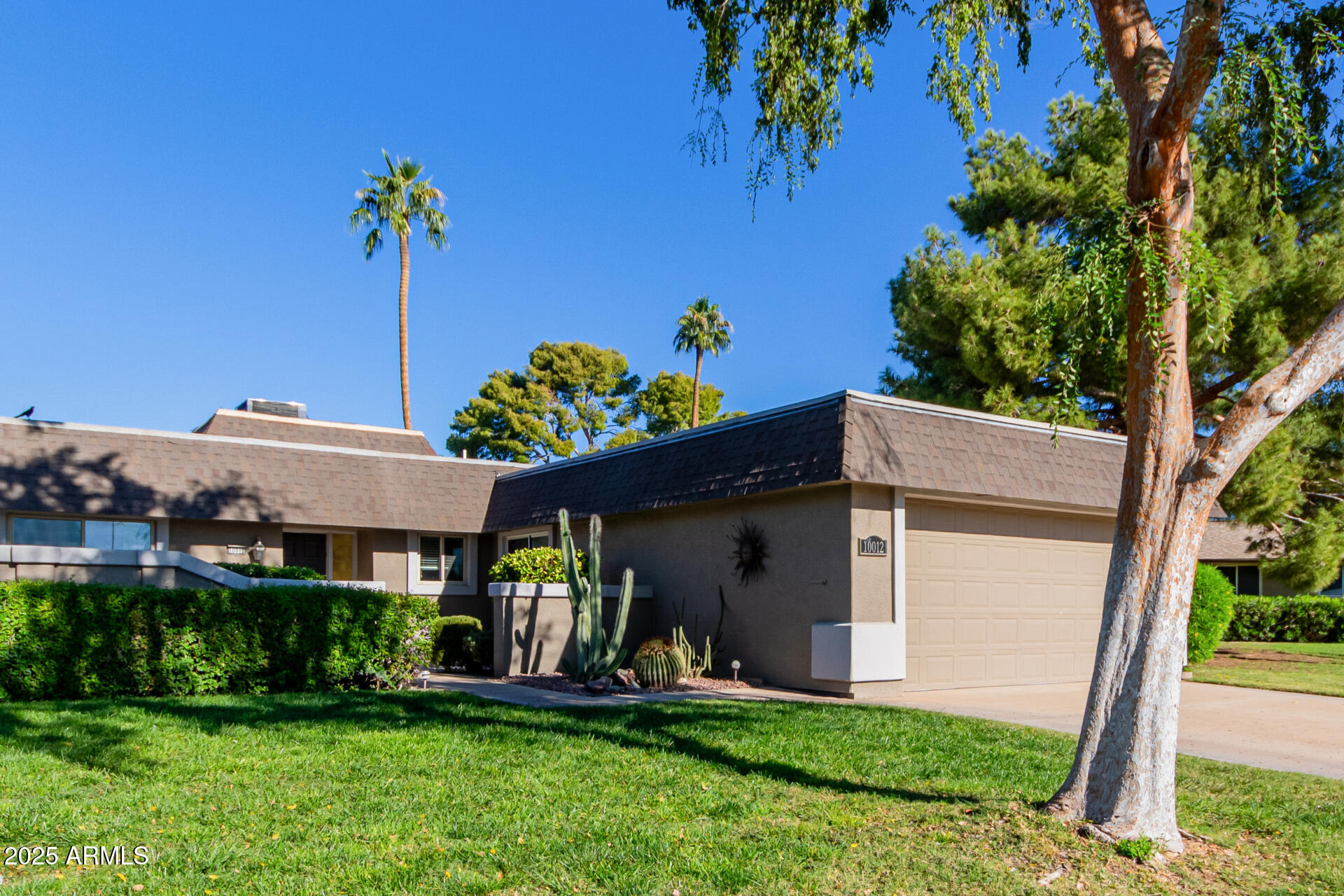 10012 W BOLIVAR Drive