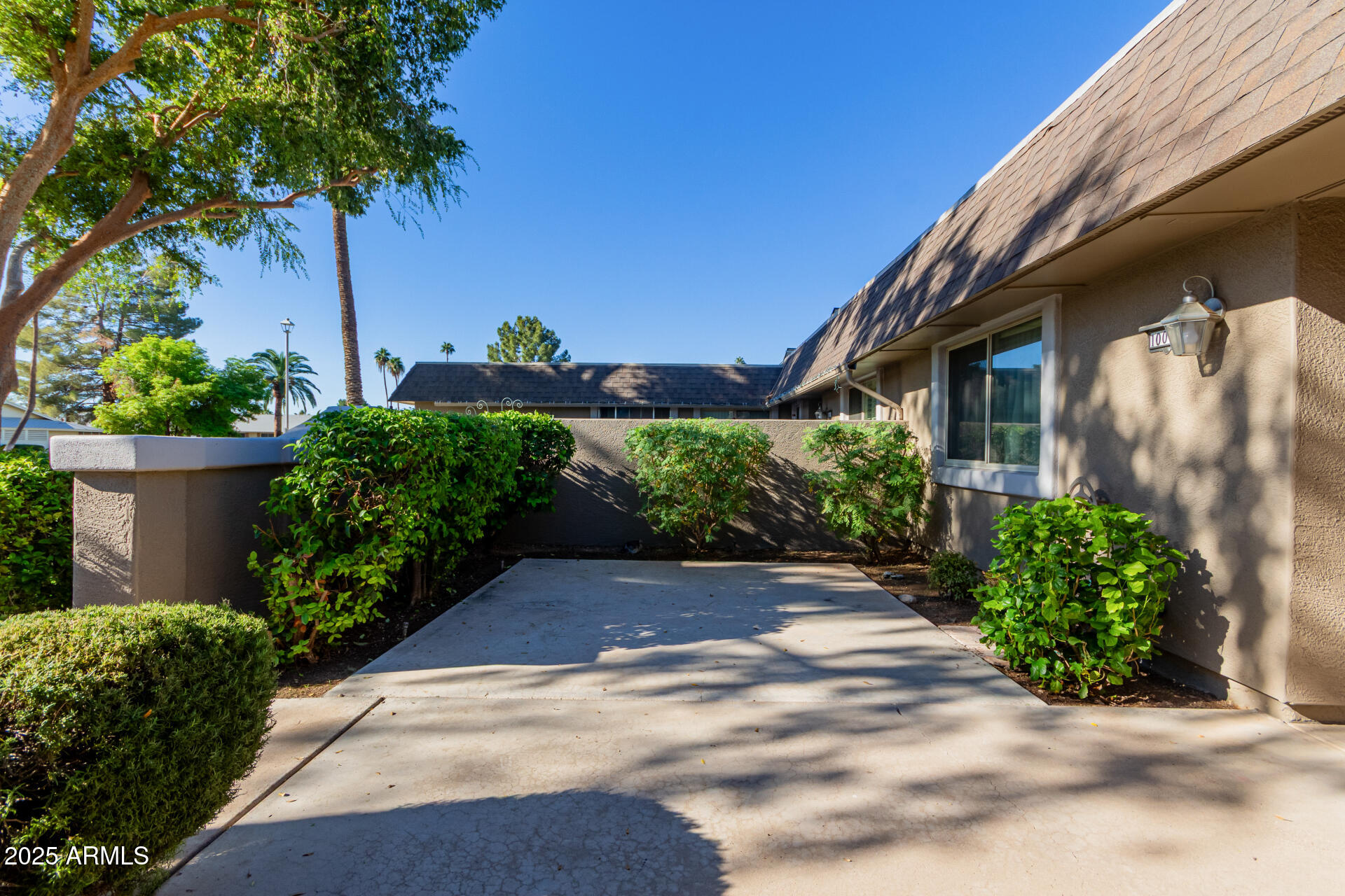 10012 W BOLIVAR Drive