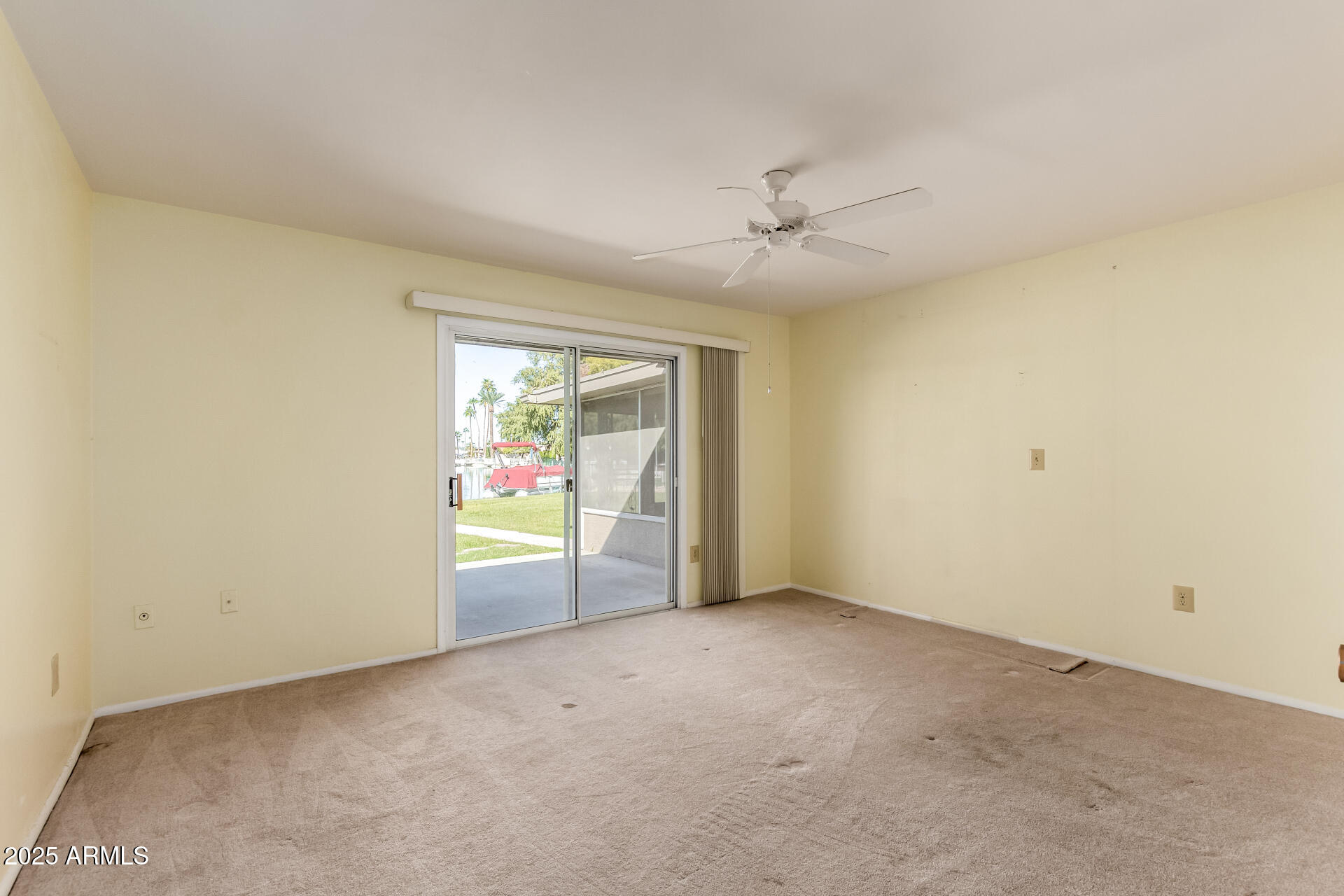 10012 W BOLIVAR Drive