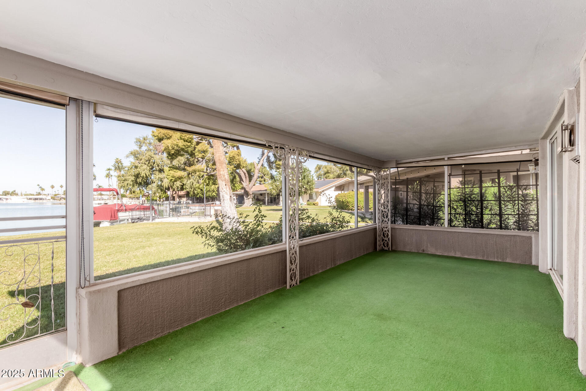 10012 W BOLIVAR Drive