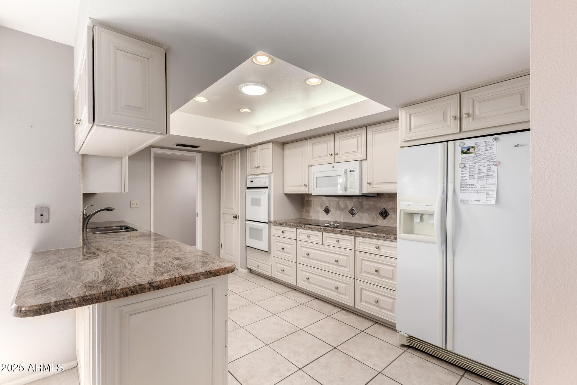 10012 W BOLIVAR Drive