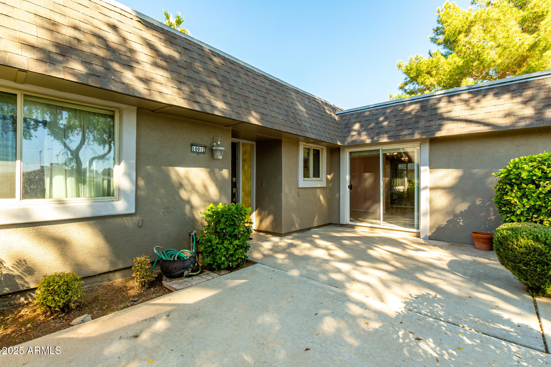 10012 W BOLIVAR Drive