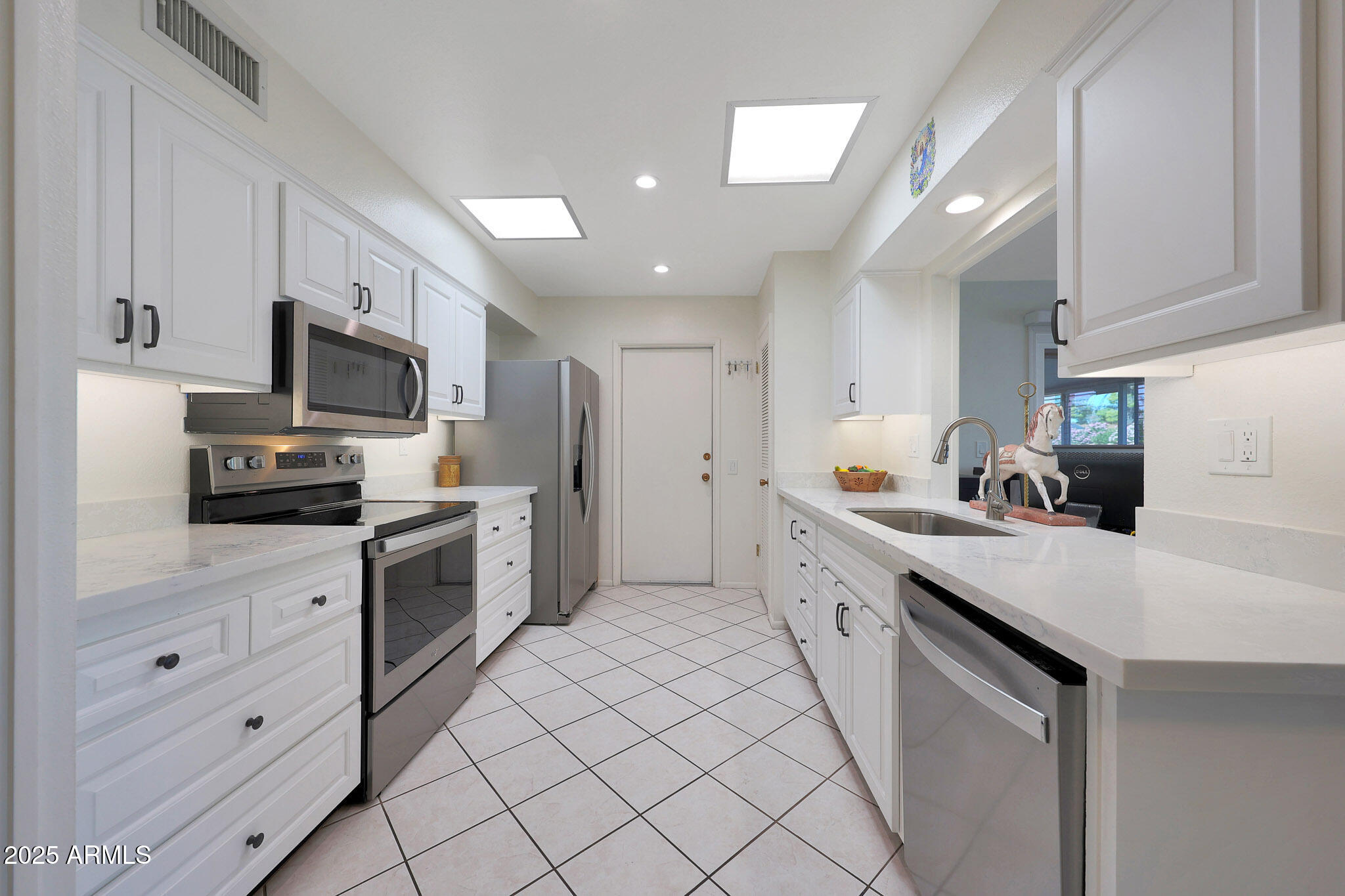 10754 W BROOKSIDE Drive