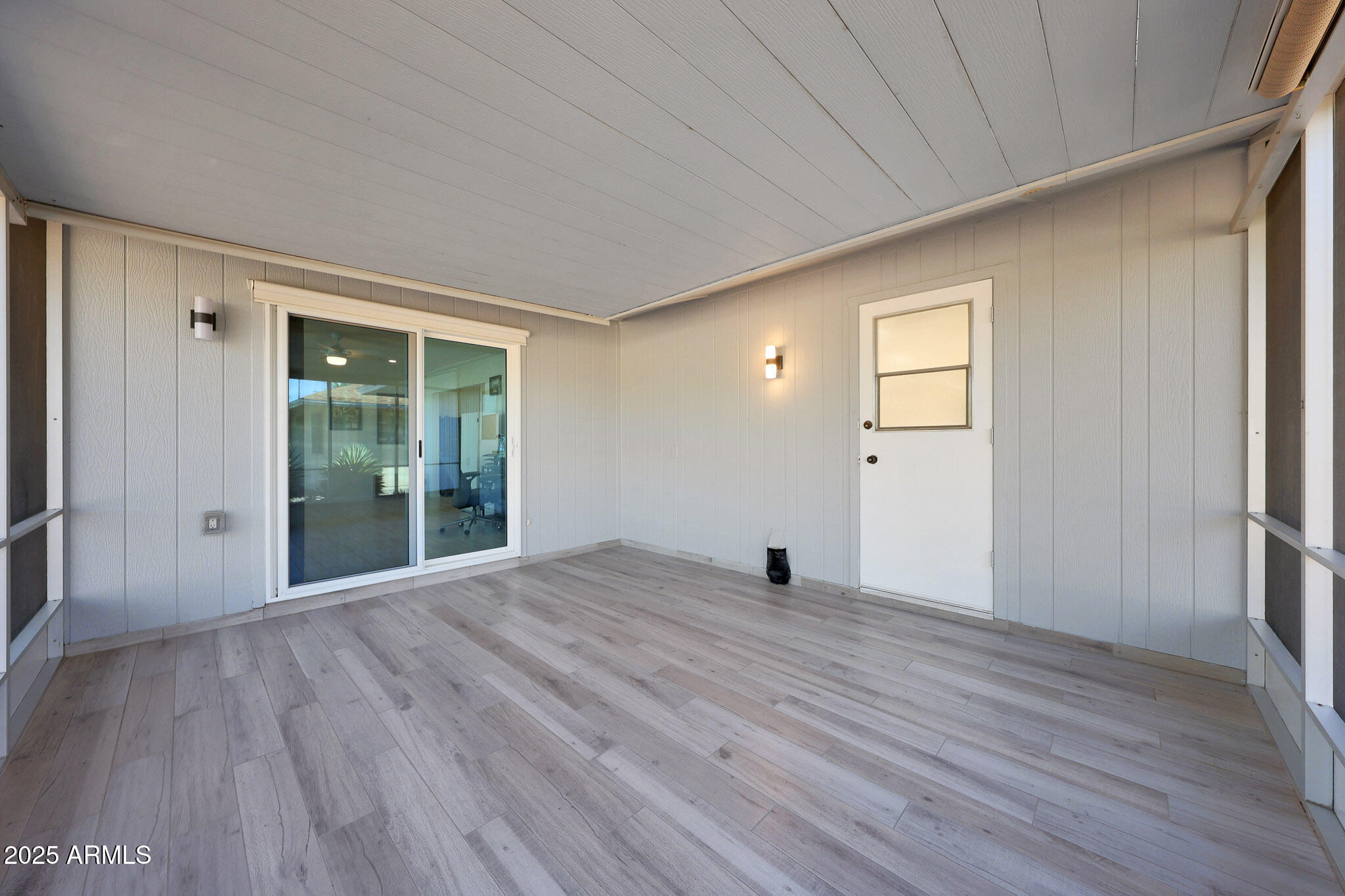 10754 W BROOKSIDE Drive