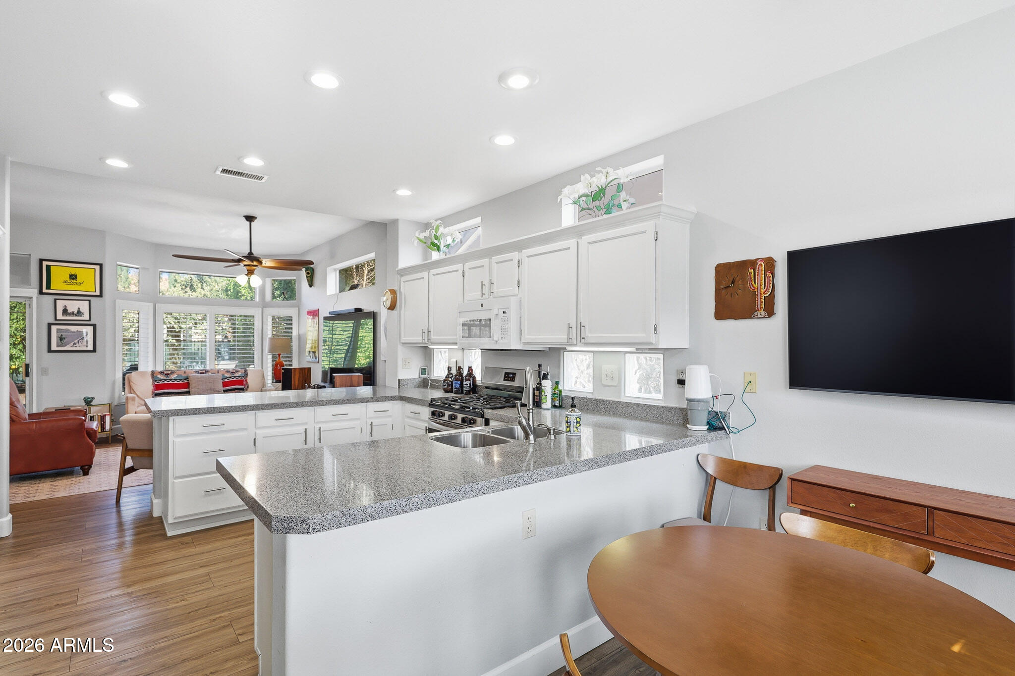 14102 W TERRITORIAL Lane