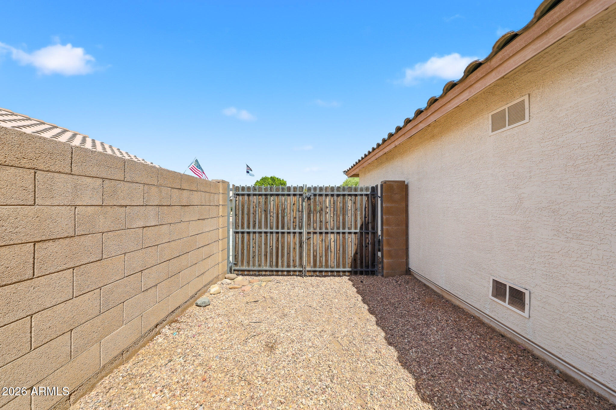 8817 W EL CAMINITO Drive