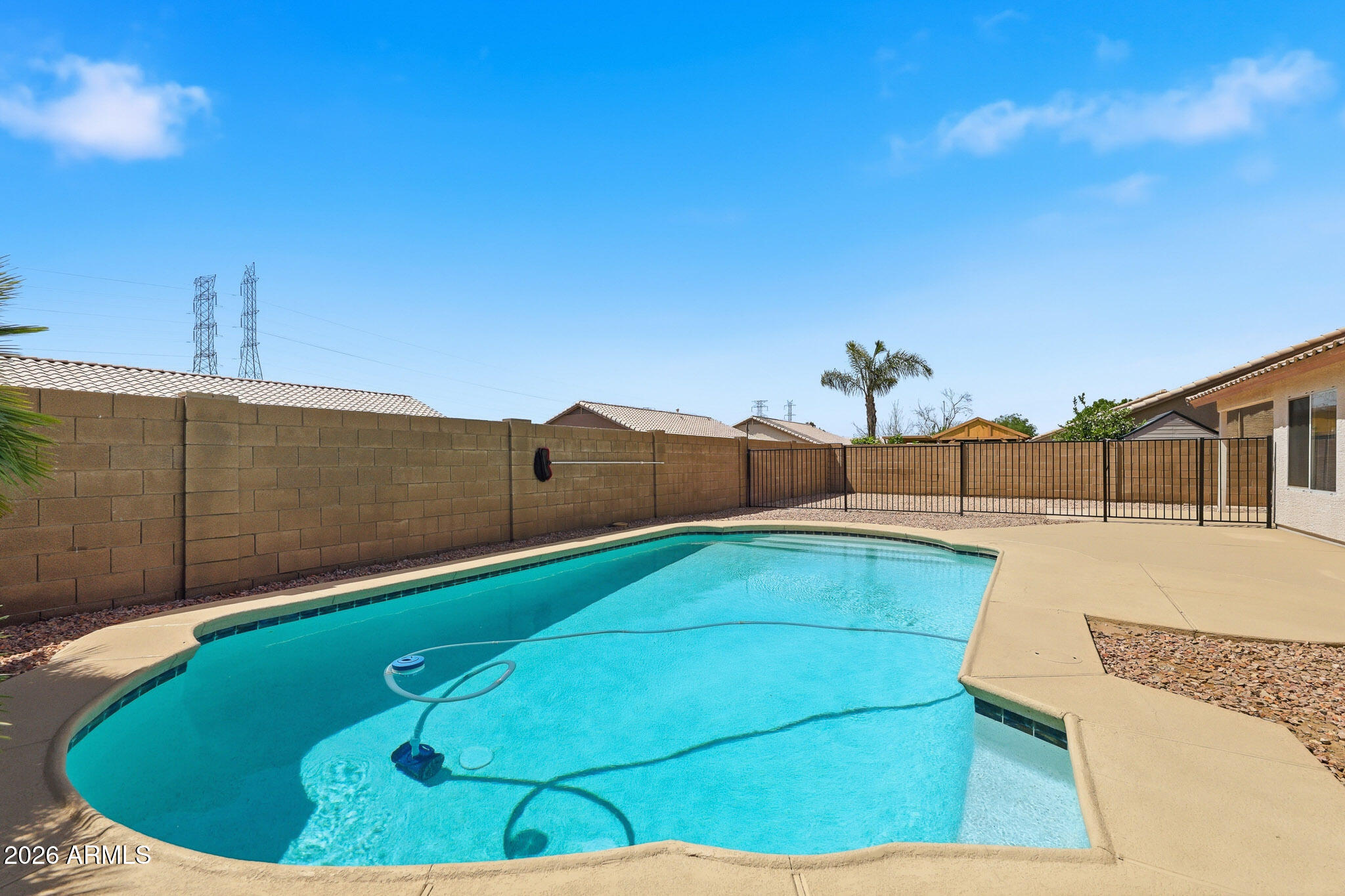 8817 W EL CAMINITO Drive
