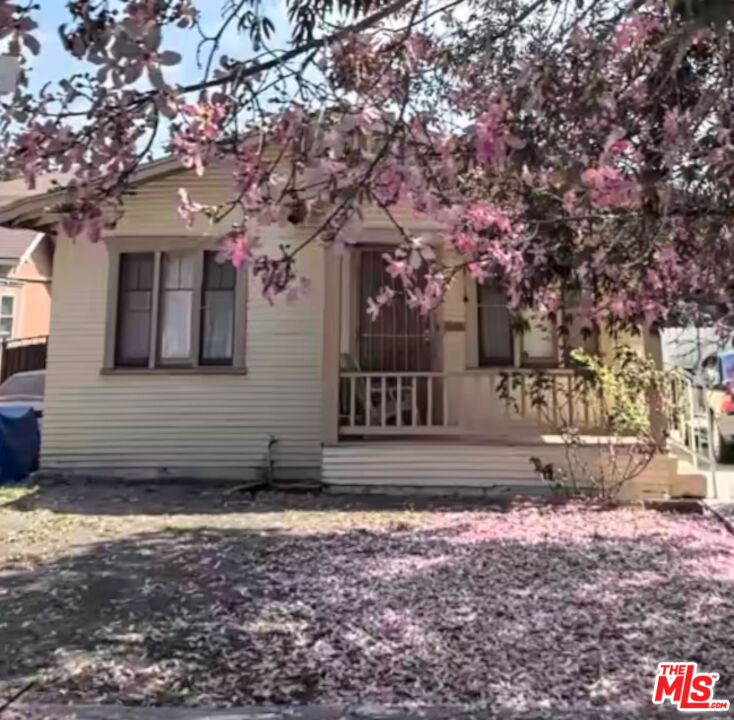 5326 5th Ave