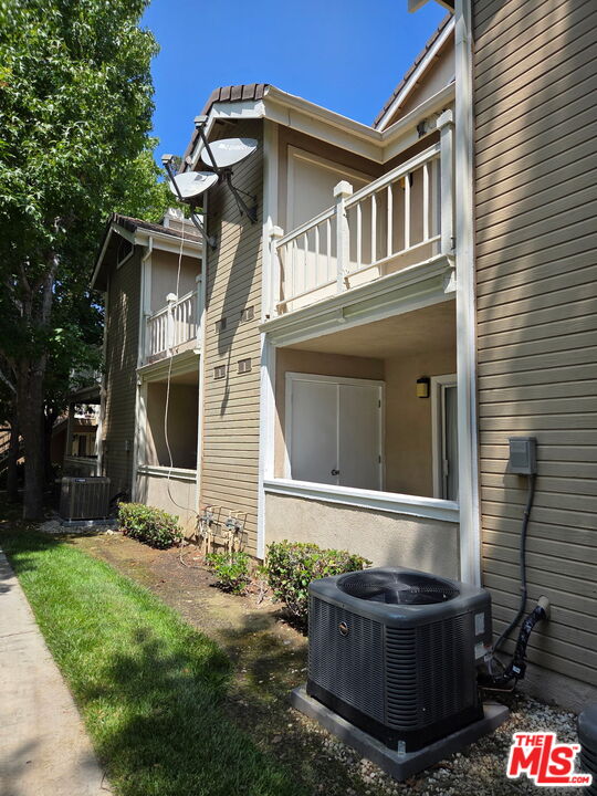 8805 Berkshire Way Unit: B